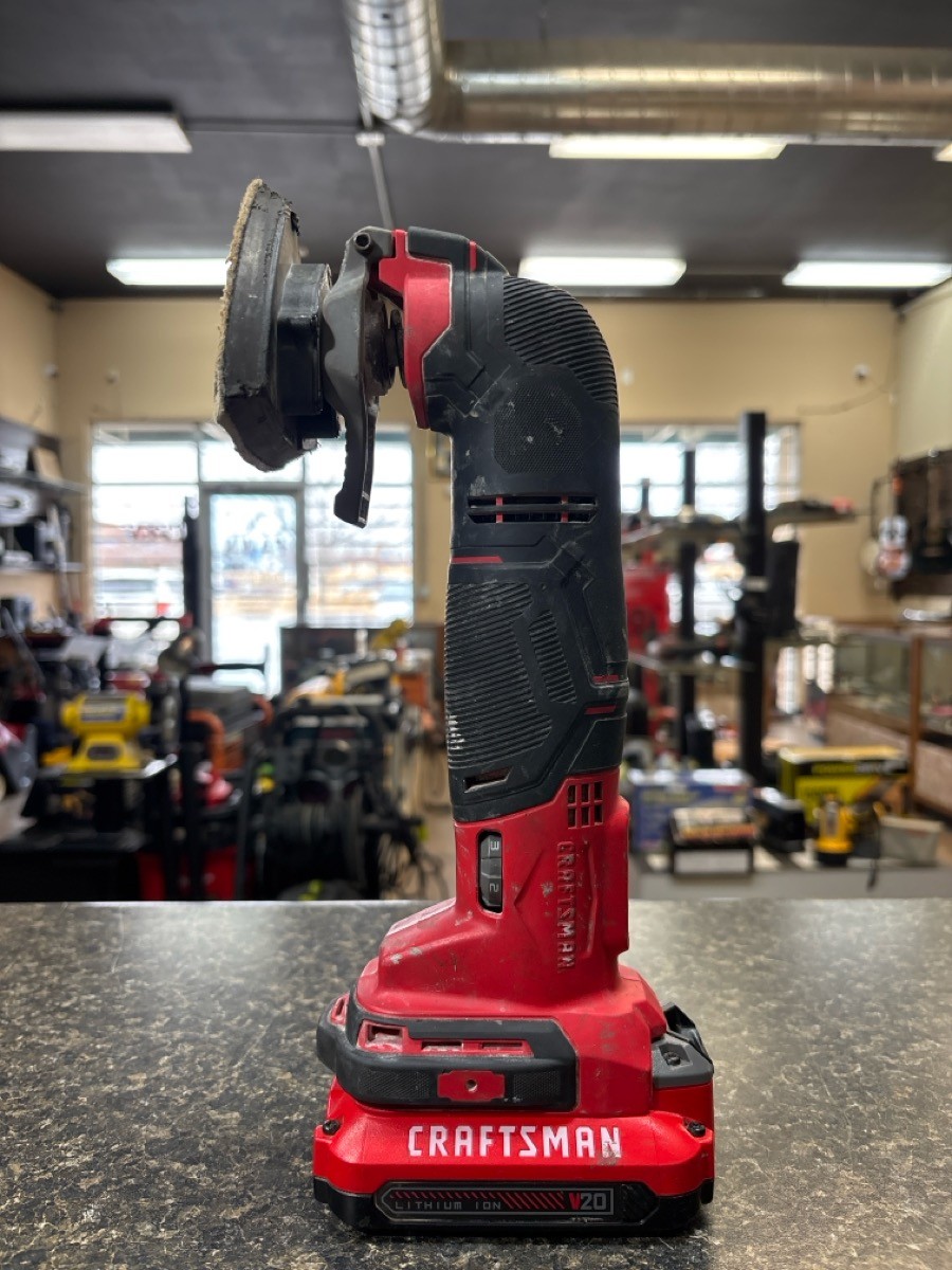 USED CRAFTSMAN CMCE501 20V OSCILLATING TOOL W/BATTERY NO CHARGER (QUI004631)