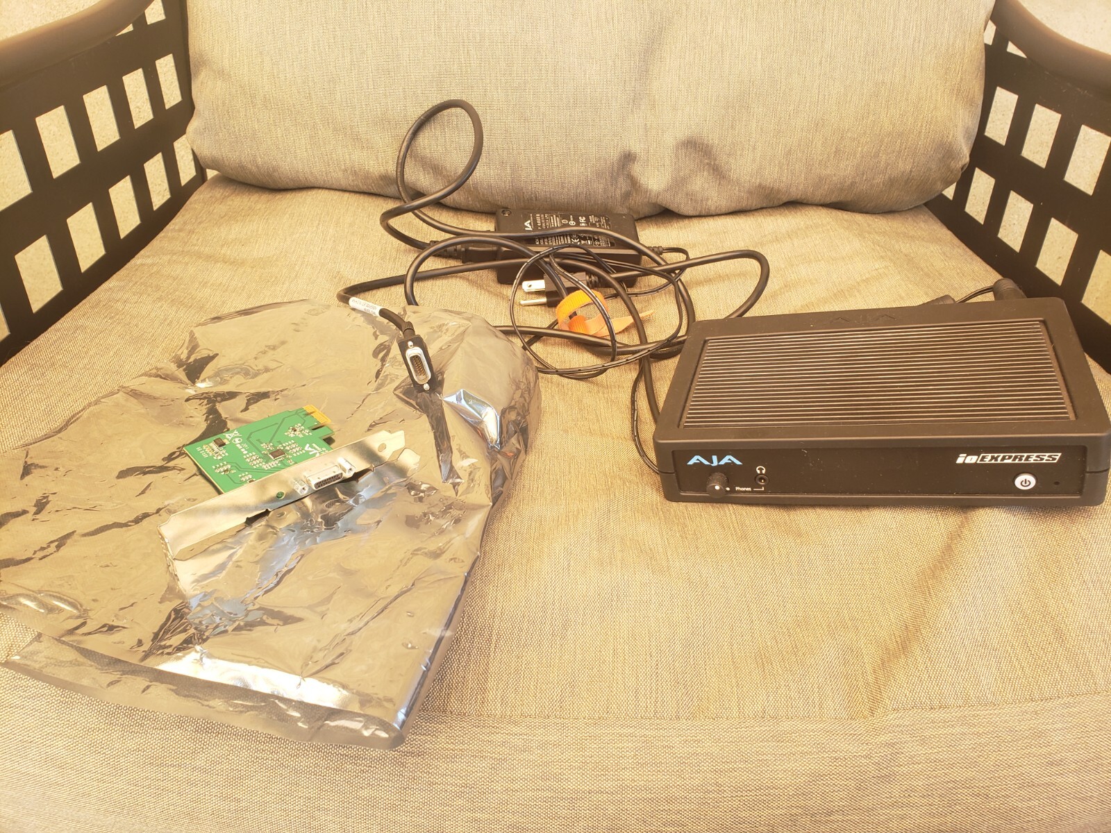 AJA IO-Express with PCIe HD/SD for MAC/PC