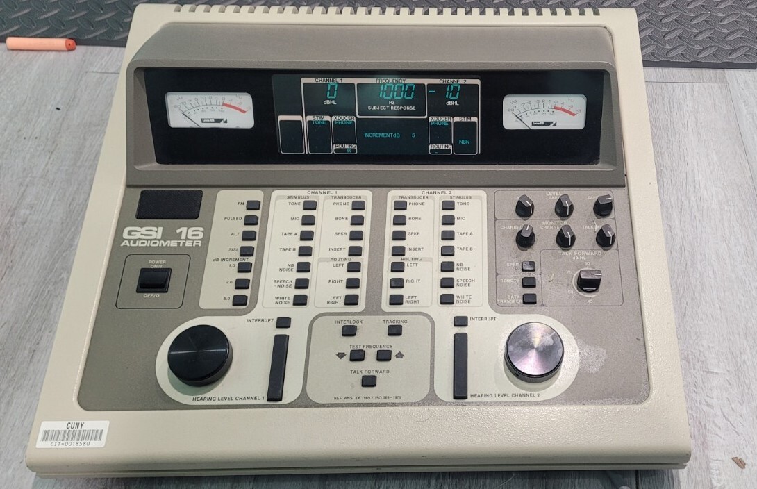 GSI 16 2 Channel Audiometer model 1716