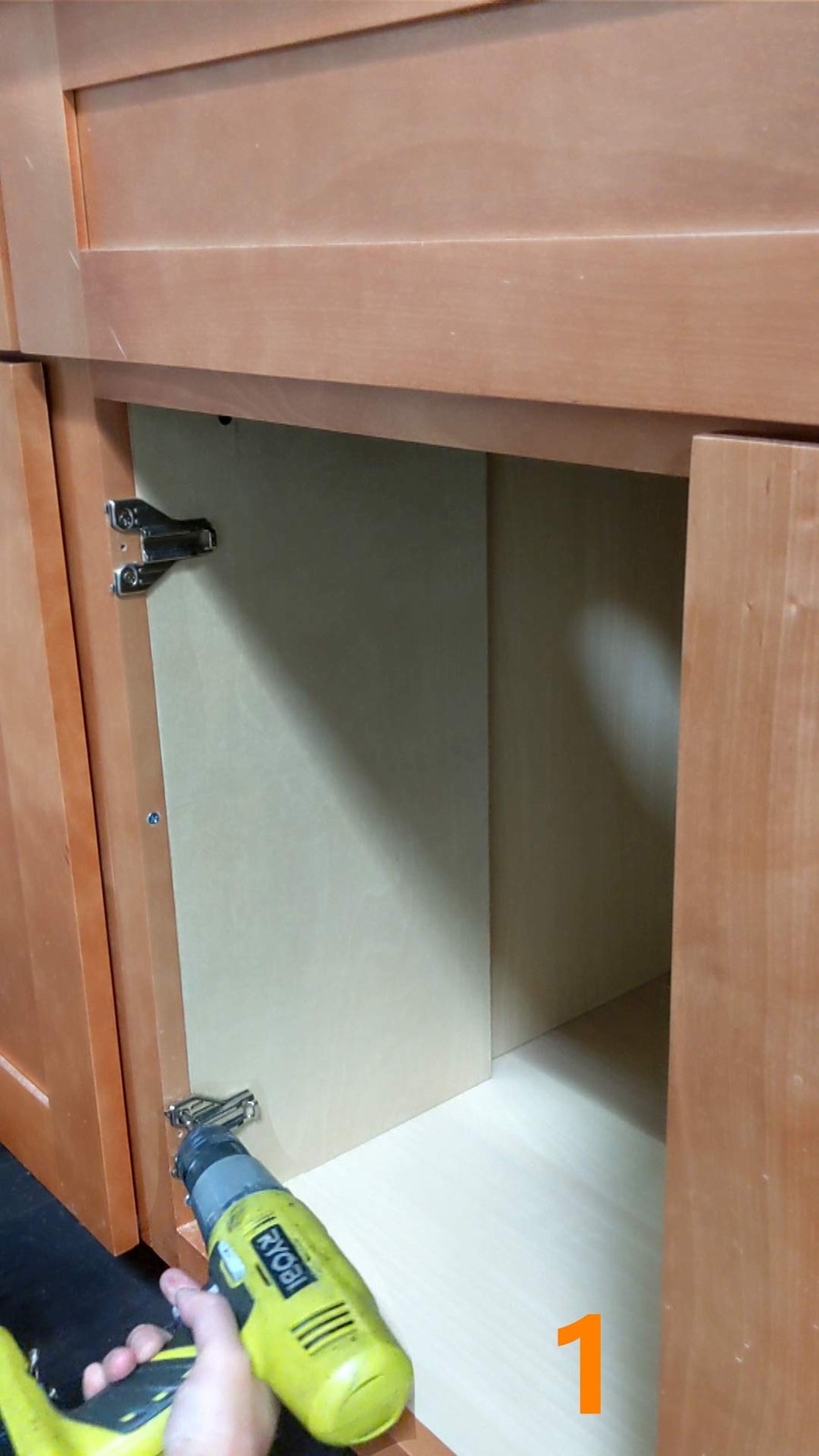 Full Overlay Cup Hinge Soft Close Face Frame Cabinet Hinge 1