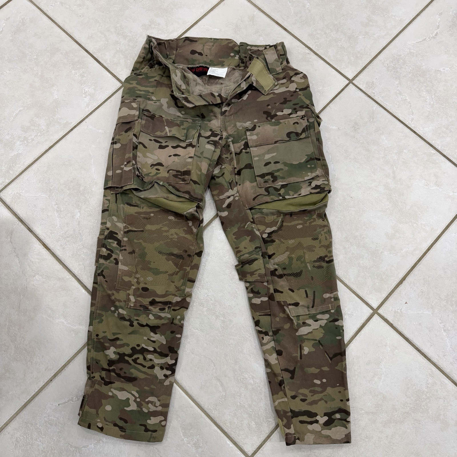 DRIFIRE Combat Pants Multicam DF2 575CP W Knee Pads LARGE-S Tactical CAG DELTA