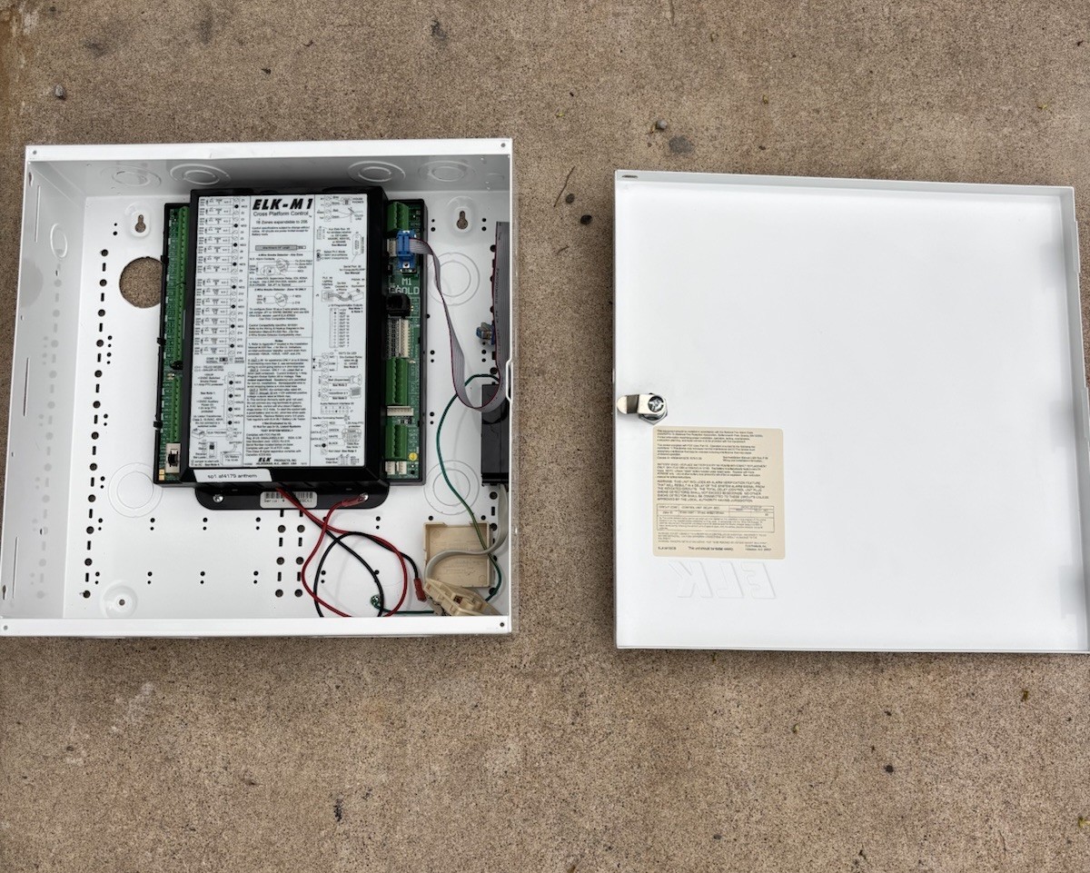 ELK M1 Gold ELK-M1G Security And Home Alarm Control Panel With Enclosure