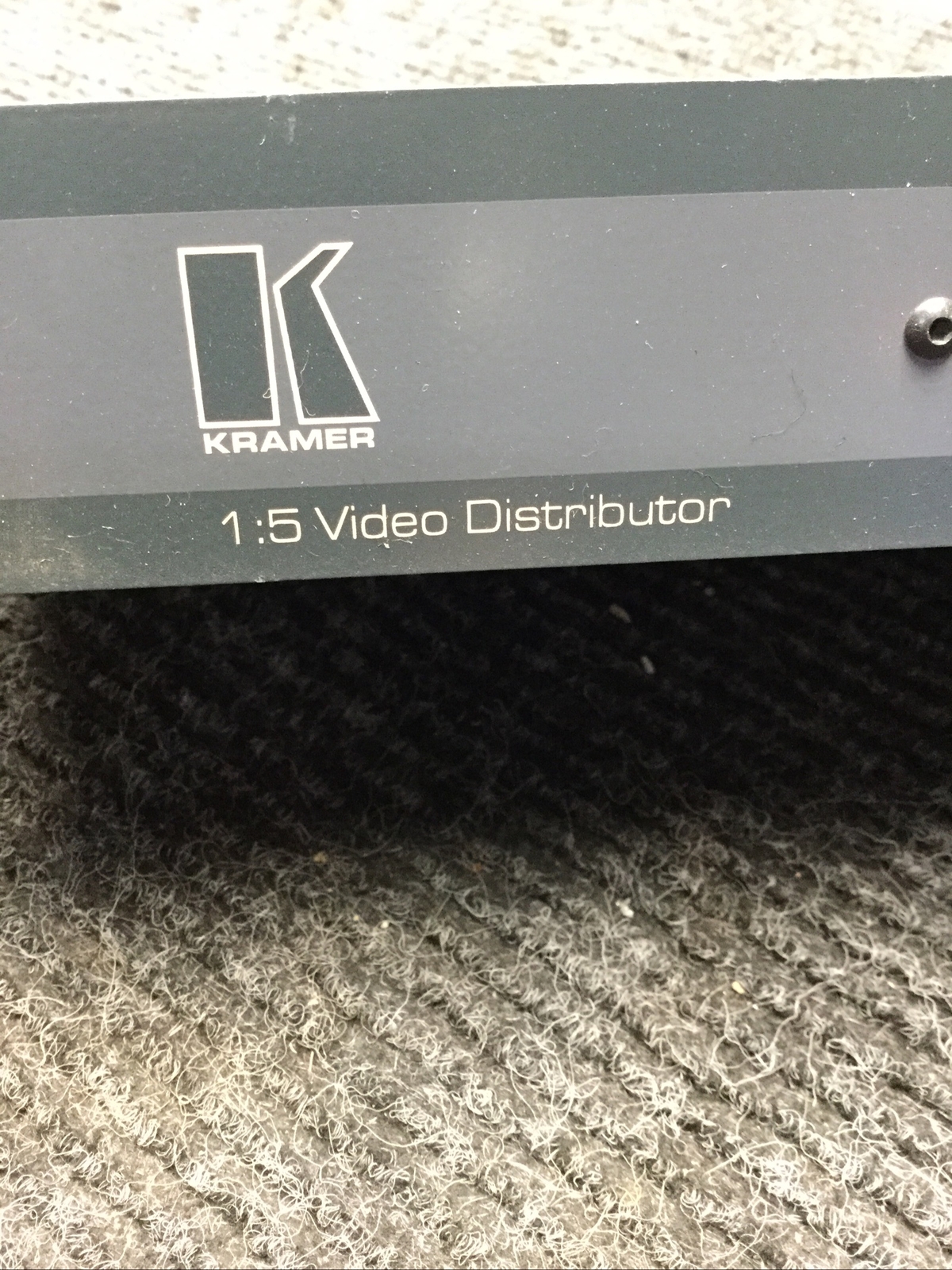Used Kramer VM-1015 1.5 Video Distributor