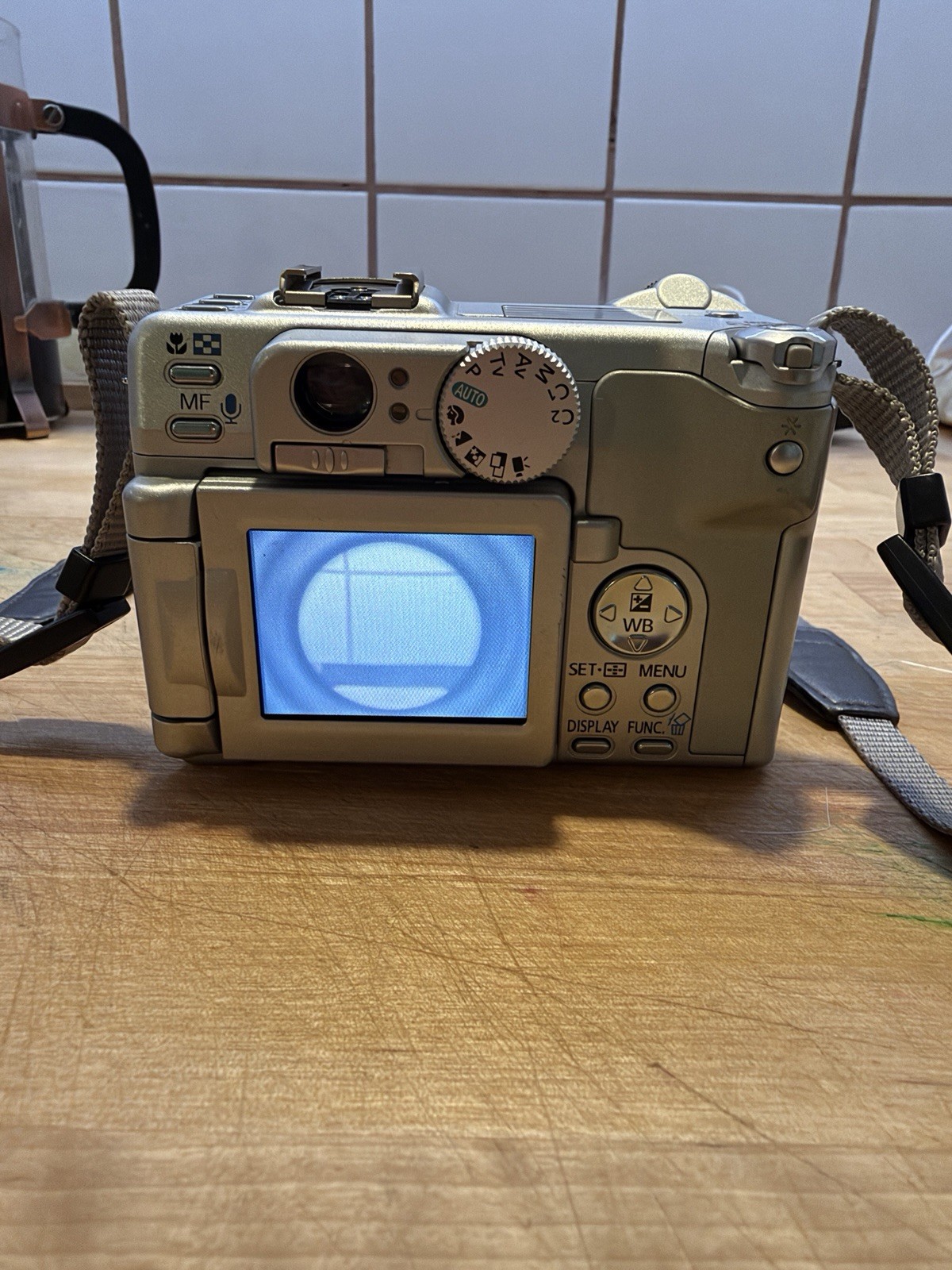 Canon PowerShot G6 7.1MP Digital Camera with Accessories