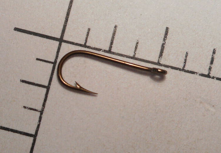100 MUSTAD FISHING HOOKS no.11  2EX STRONG KENDAL ROUND RINGED BRONZED 4450