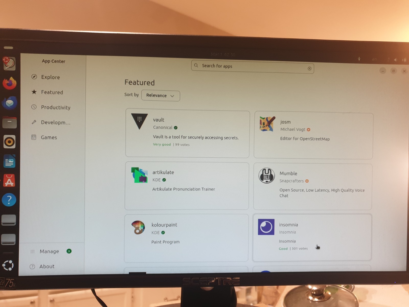 Linux Ubuntu 25.10, 64-bit, Bootable Live and Install USB Flash Drive