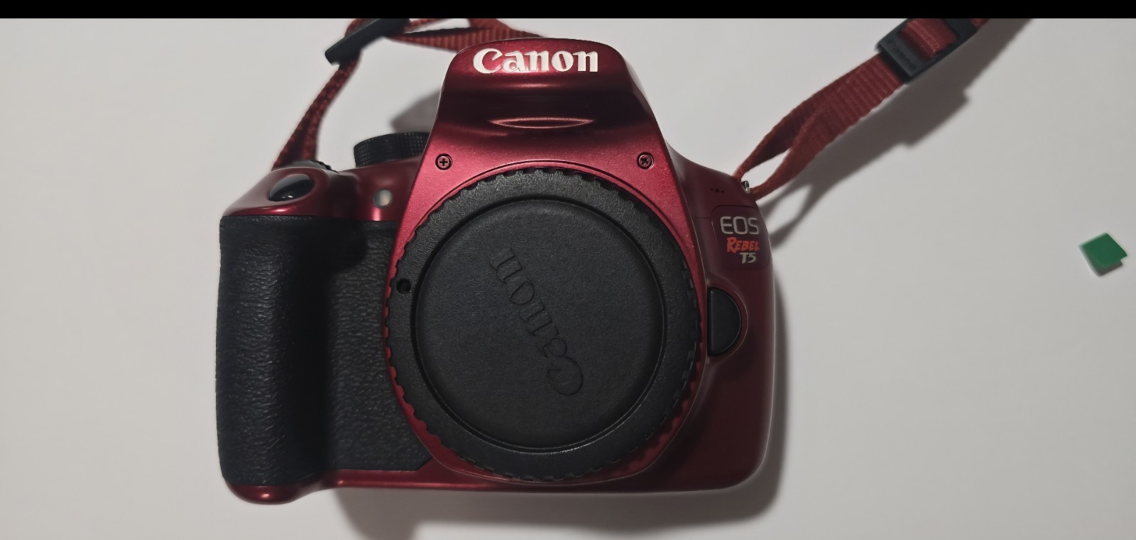Canon EOS Rebel T5 Red Camera Accessory Bundle w/ 2 Lenses, Charger, Bag