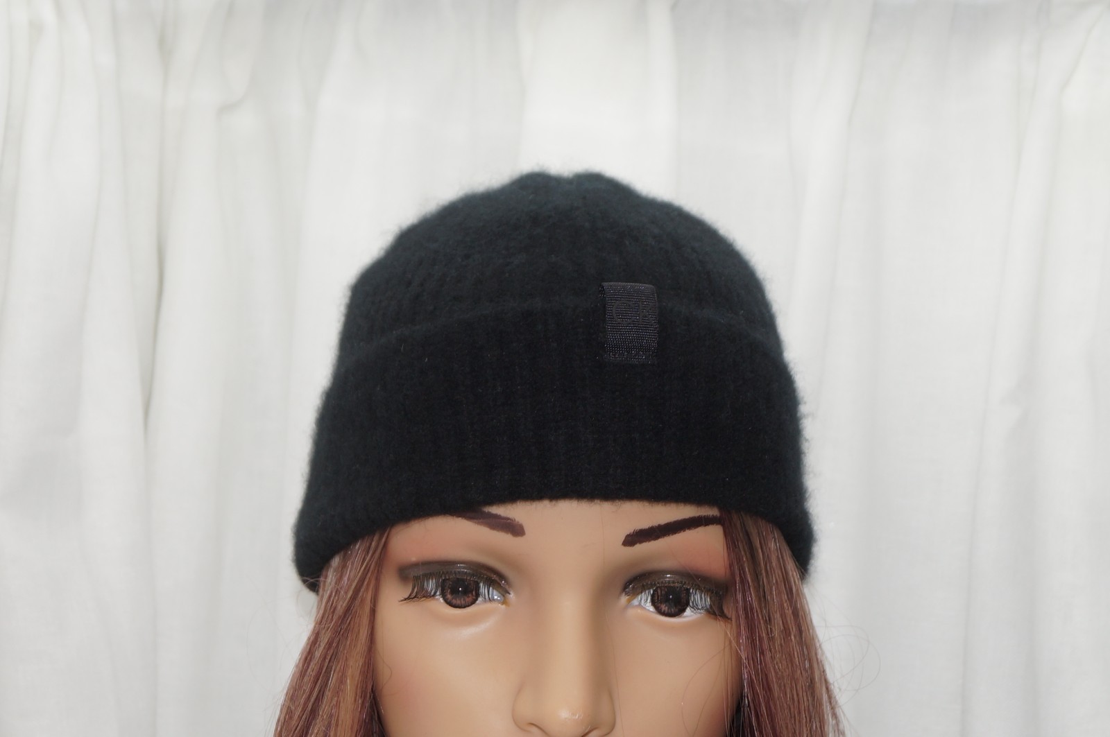 100% Cashmere Calvin Klein Black Cap Beanie