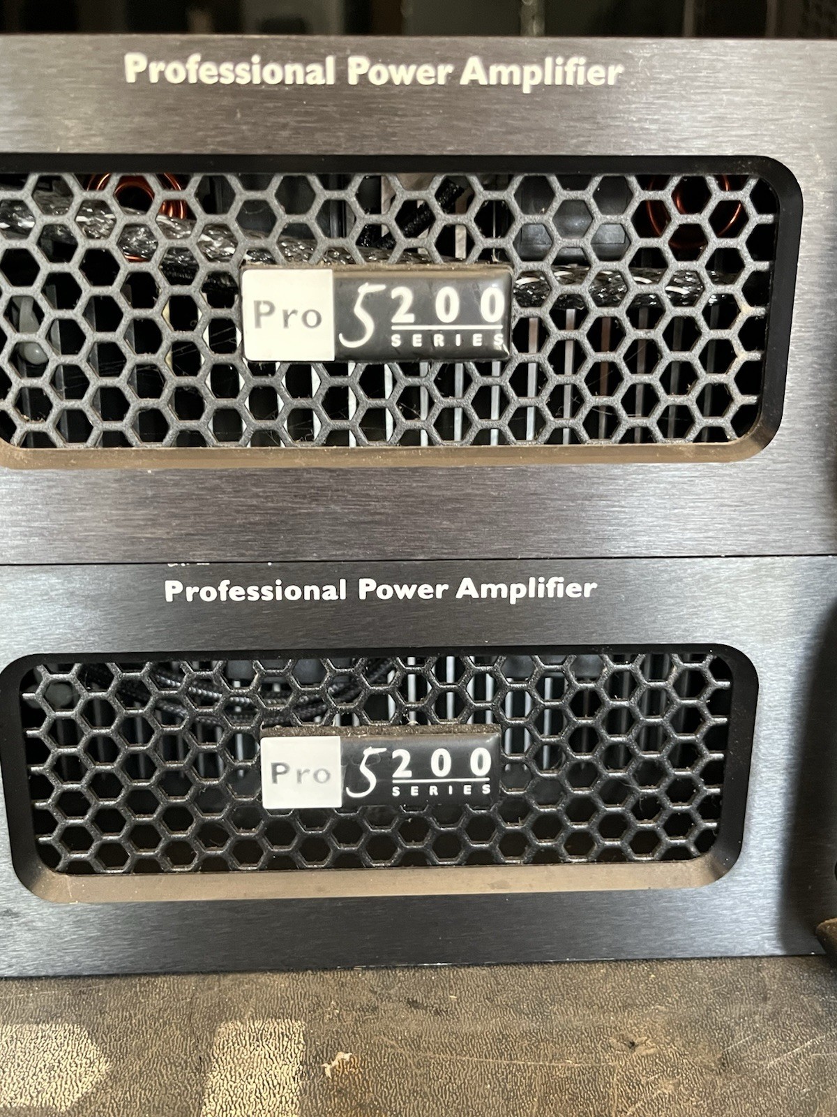 Crest Pro 5200 Professional Power Amplifier. Nice Shape Free Shipping!!!