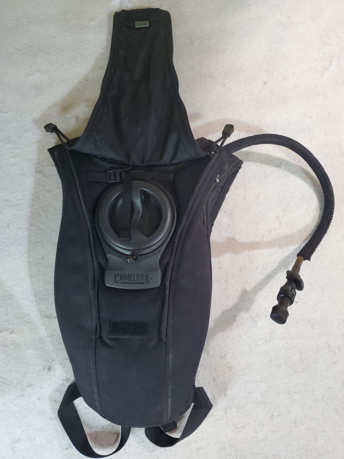 Camelbak Maximum Gear Stealth Hydration Backpack w/ Bladder - Black Adjustable