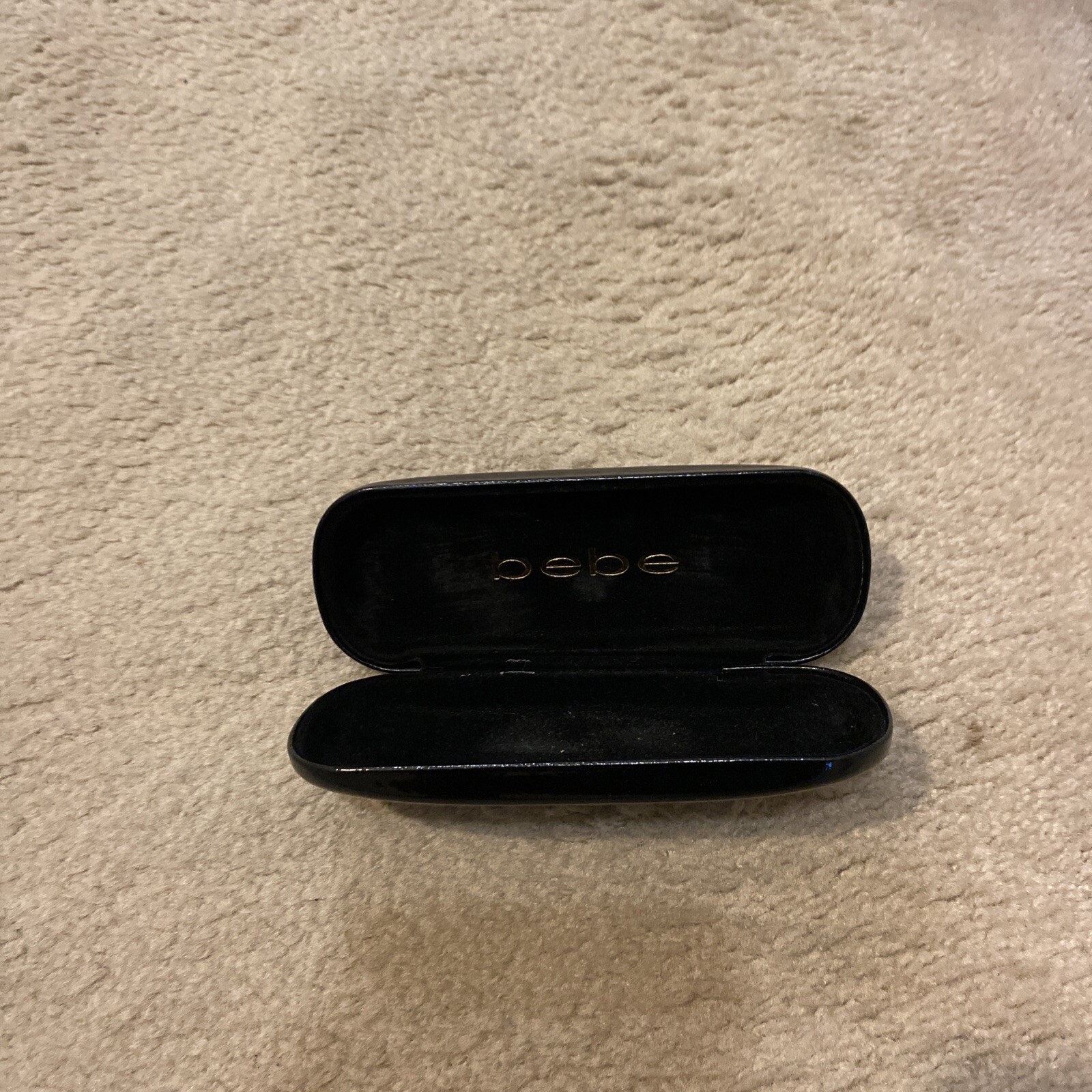 BEBE LENSES CASE
