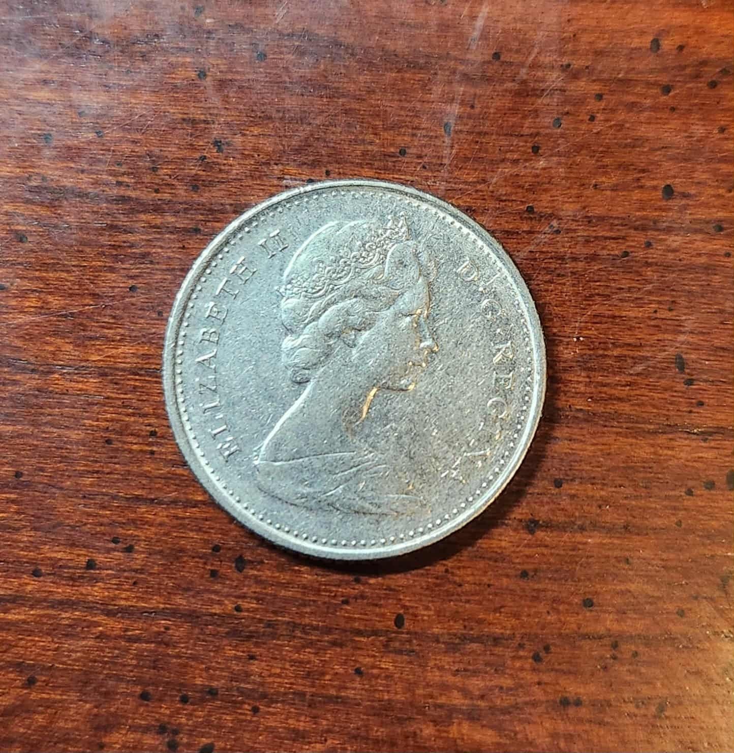 Canada 10 Cent Coin 1971 Queen Elizabeth II