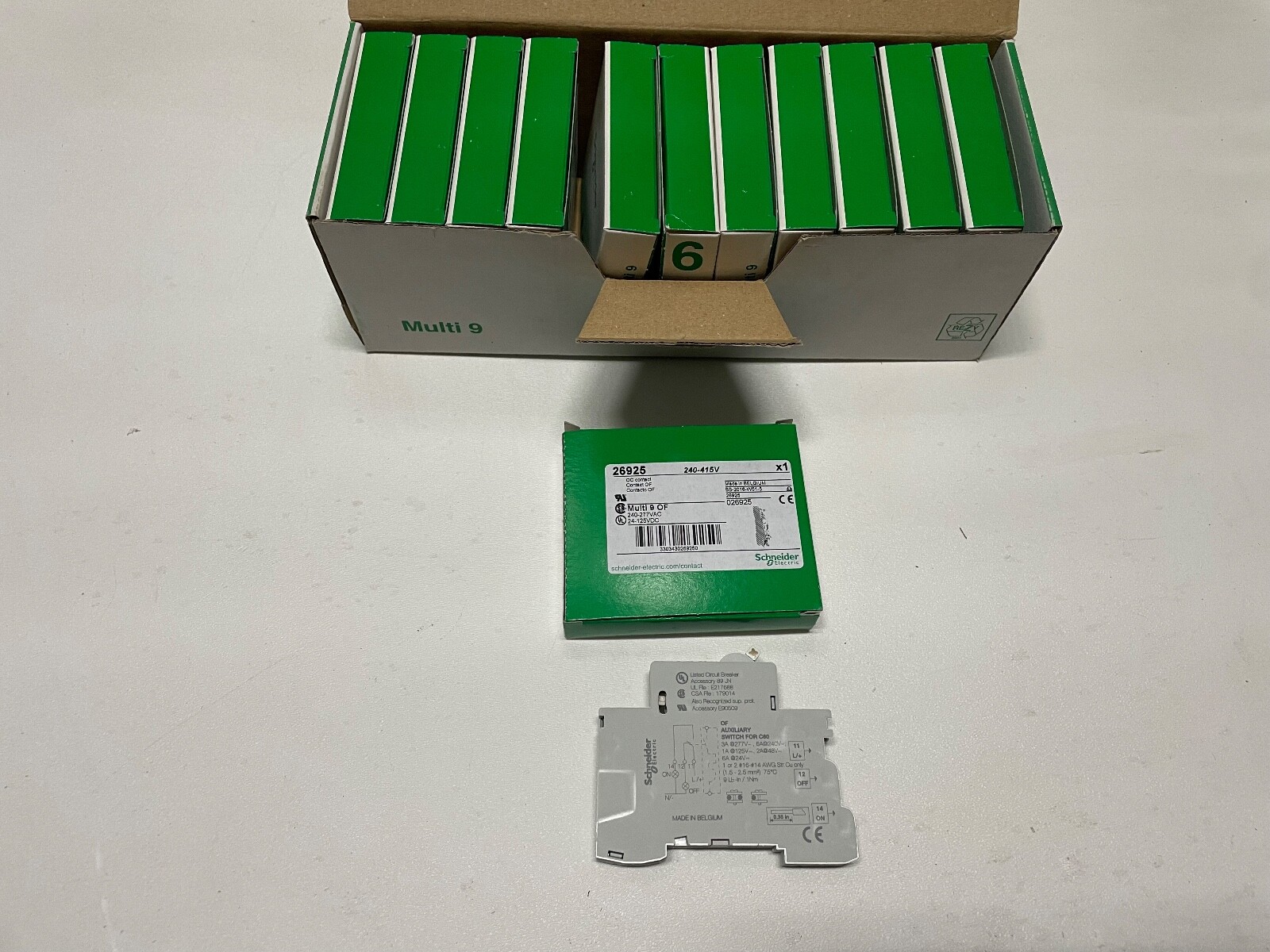 Lot/Box of 12 Schneider Electric 26925 Auxiliary Switch 240-415V