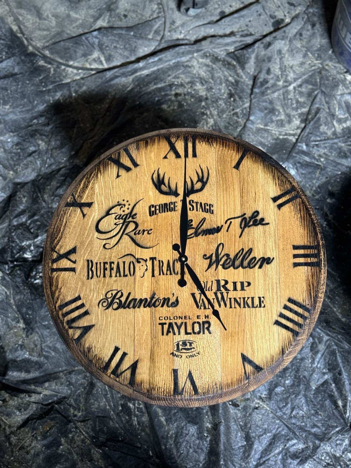 Buffalo Trace Distillery/ KY Bourbon Barrel Head / Top CLOCK! 21” Dia.