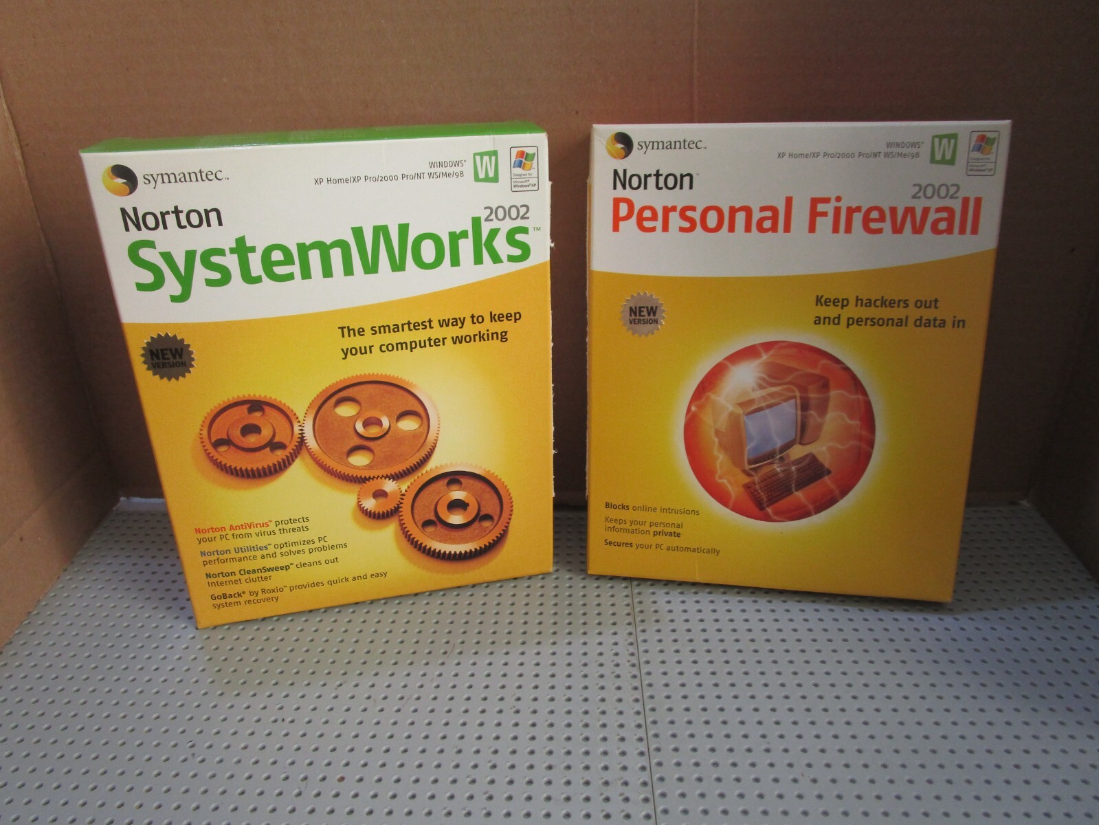 NORTON SYSTEM WORKS 2002 & NORTON PERSONAL FIREWALL 2002-FOR WINDOWS--CD ROM--EC