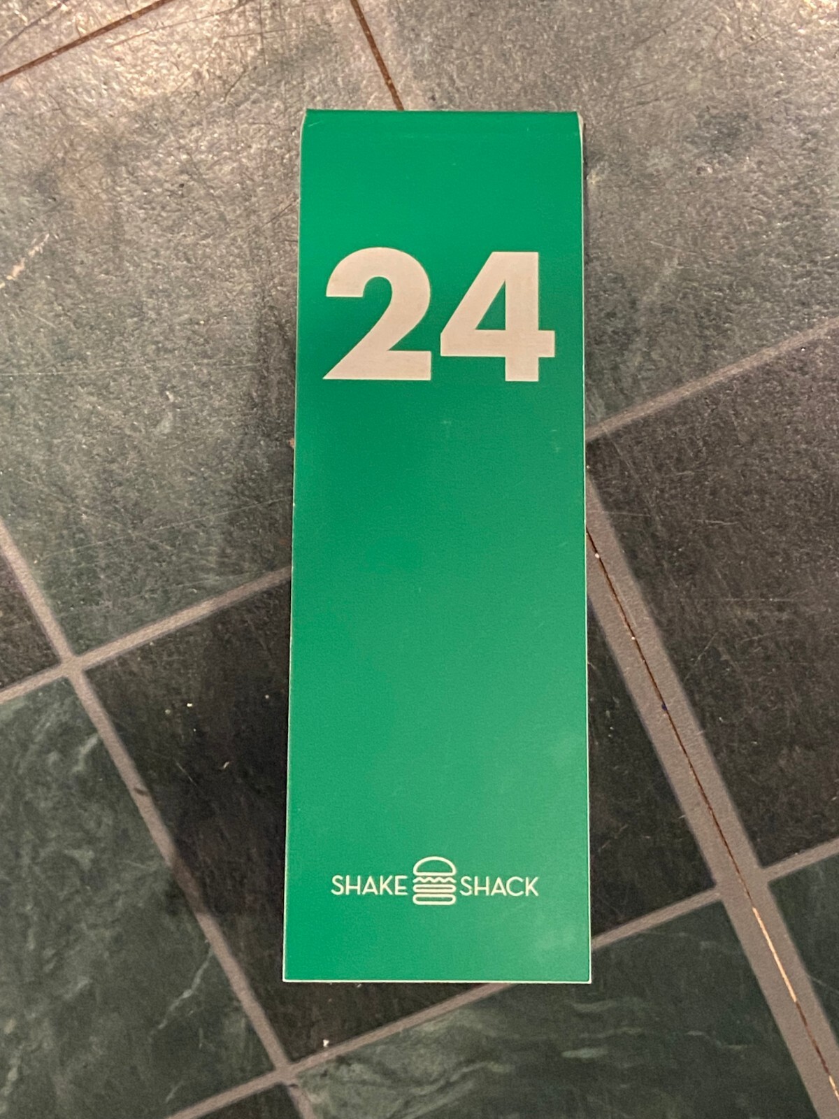 Shake Shack #24 Plastic Green Table Tent *Pre Owned* rrr1