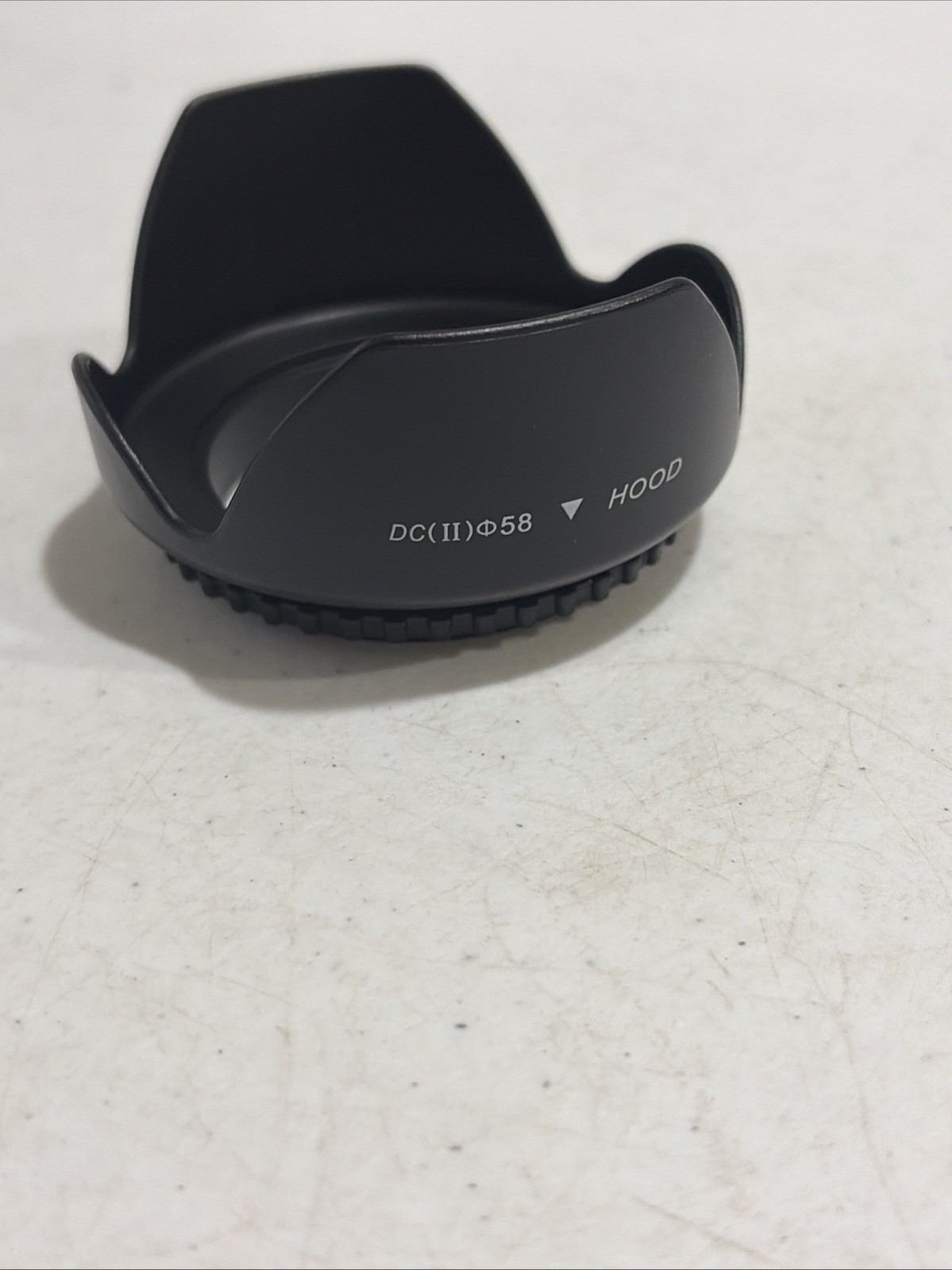 Bower 58mm Plastic Threaded Lens Tulip Pro Hood Shade DC (II) 58