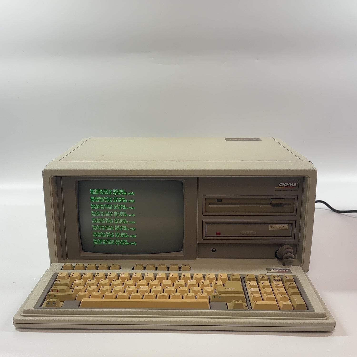 Compaq Portable II Vintage Luggable Computer