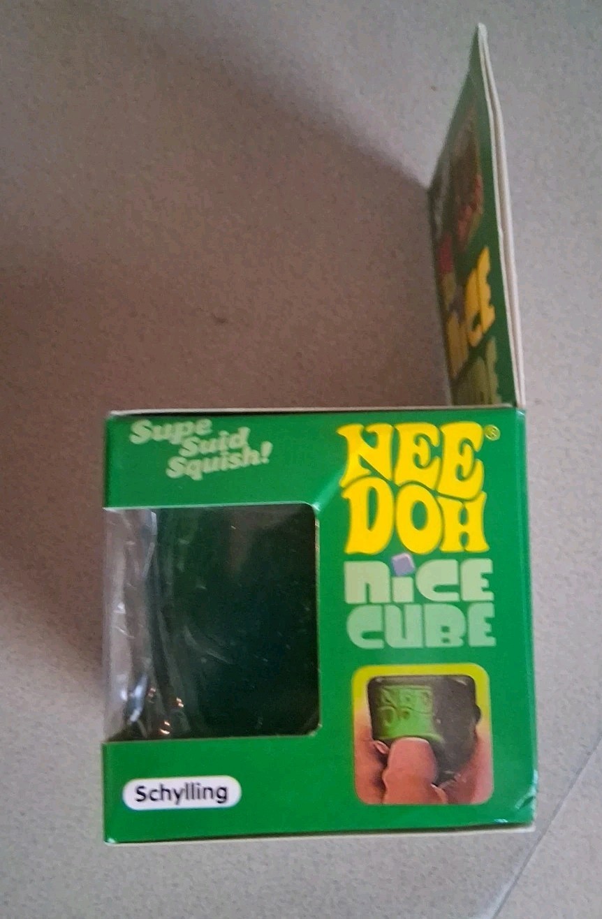 LIMITED nice cube Green