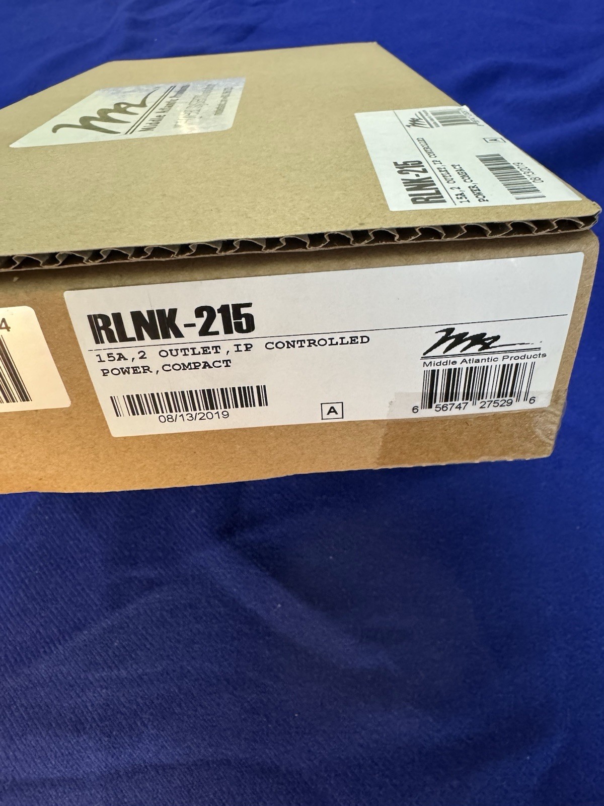 Middle Atlantic RLNK-215 15A Select Series PDU with RackLink, 2-Outlet
