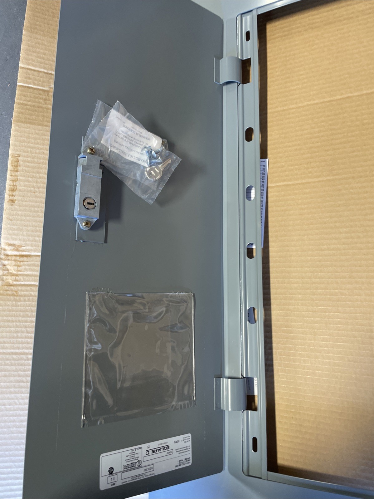 Square D MHC32F Panel Box Type 1 Enclosure COVER