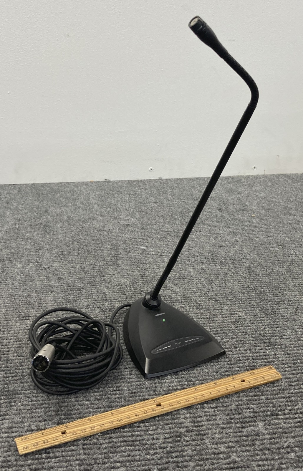 Shure MicroFlex MX418D/S Supercardioid Condenser Filtering Desktop Microphone