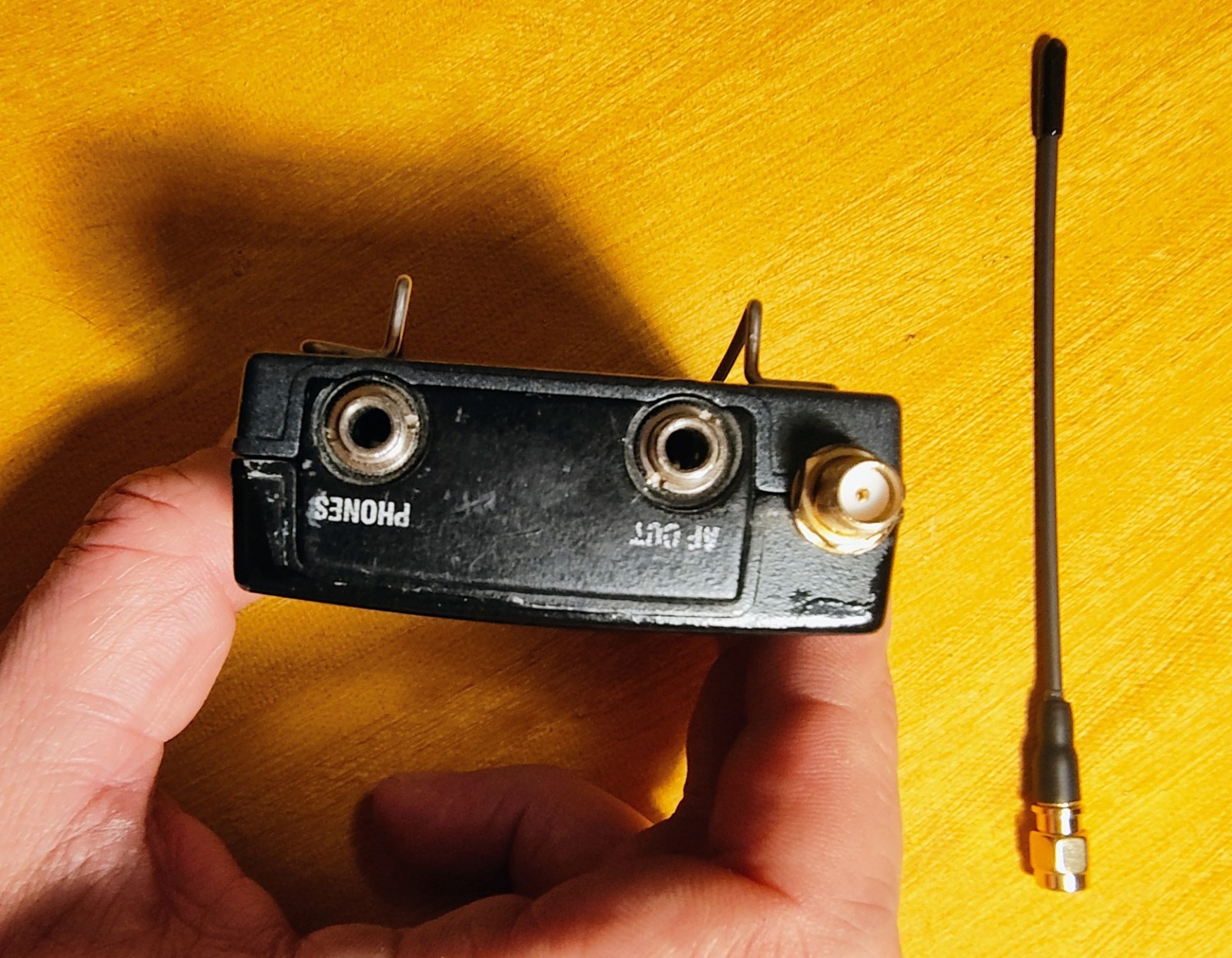 Sennheiser EK 2000 Receiver, SMA Antenna Mod. Frequency Range Gw.