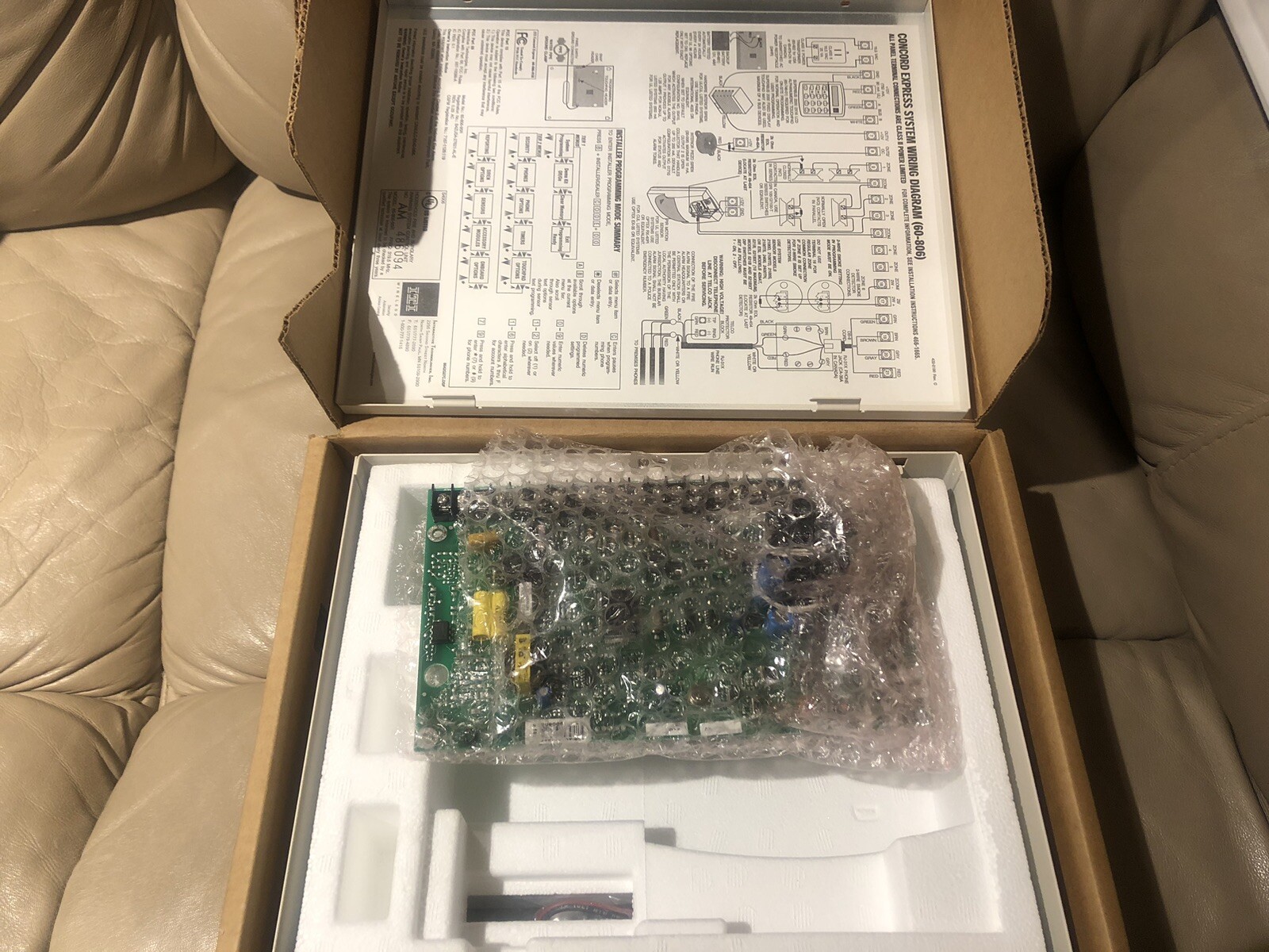 GE Interlogix 60-806-95R-16Z Concord Express Control Panel Circuit Board Box