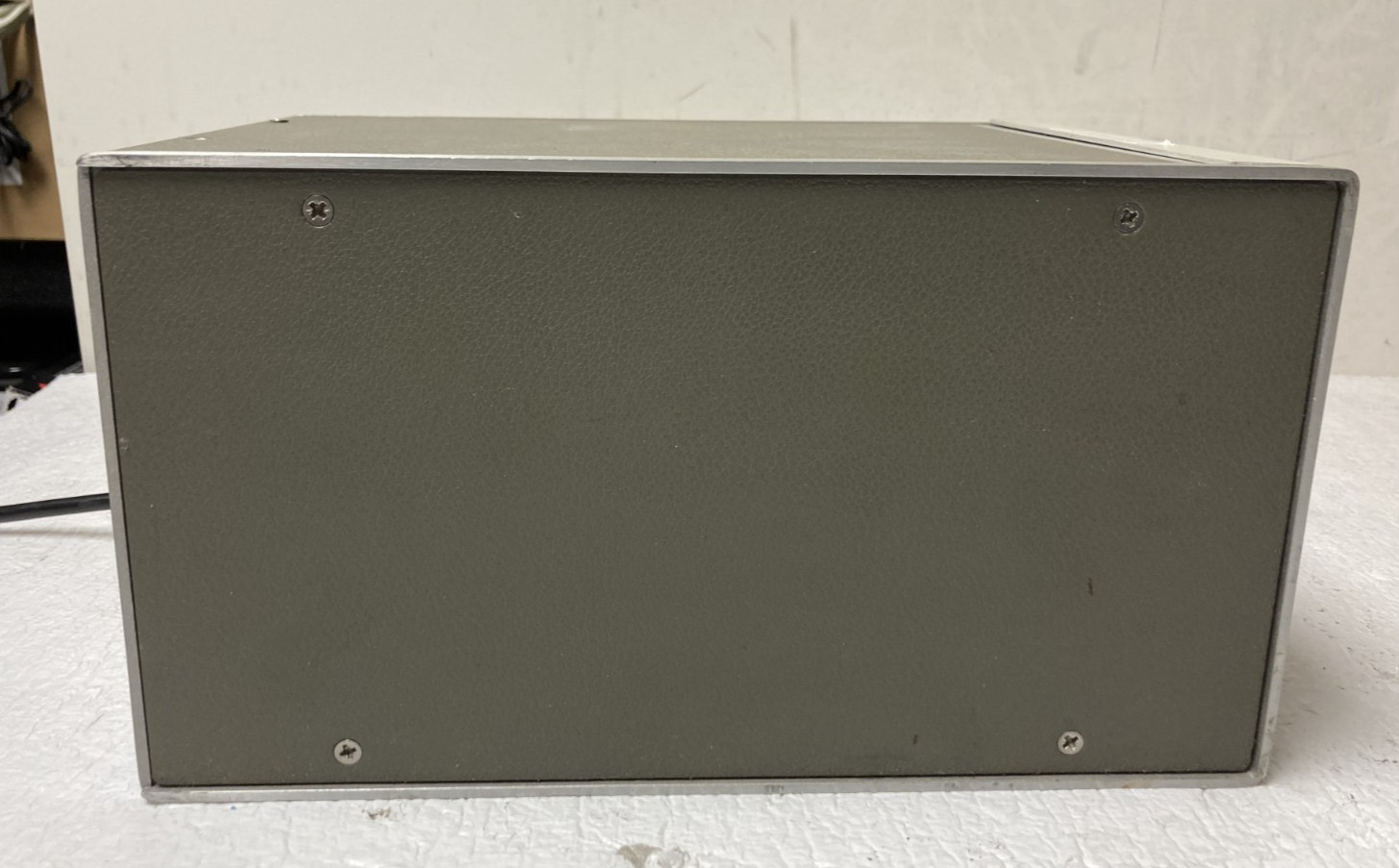 Hewlett Packard HP 3200B VHF Oscillator POWER ON TESTED