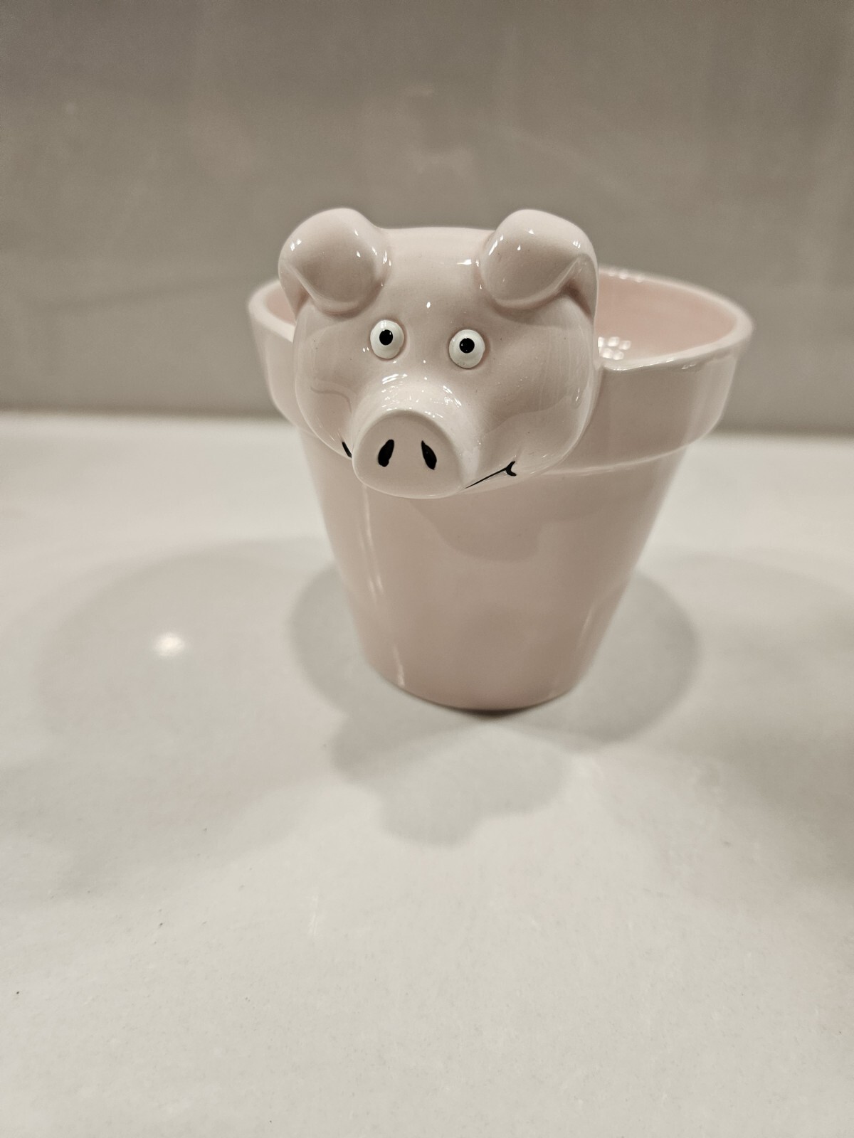 Pink Pig Ceramic Planter Pot 1998 Lotus 4.75 Inches High New