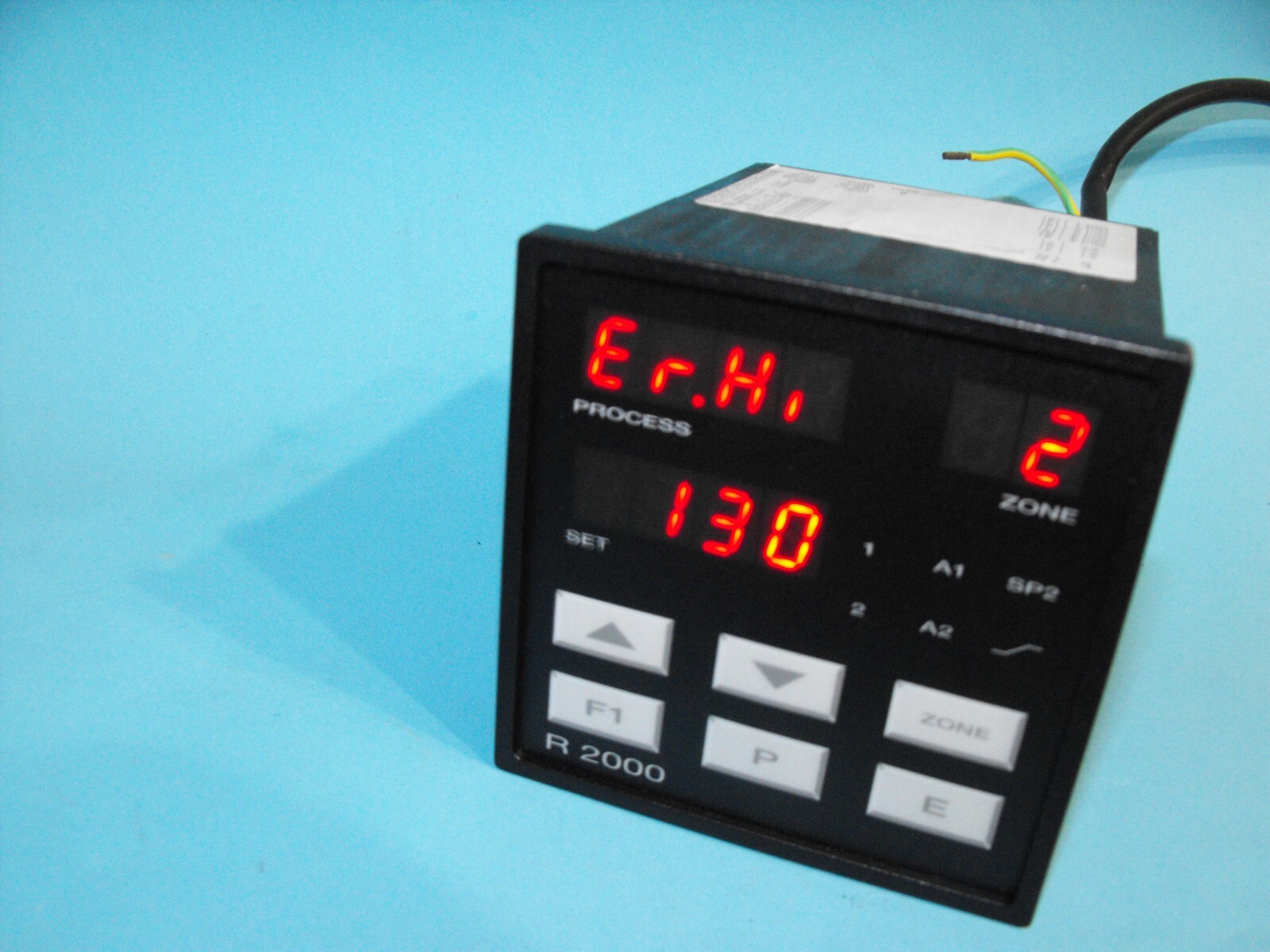 Elotech R2000-N421-0-000-0-1.Digital Temperature Controller 220V.(2).USED