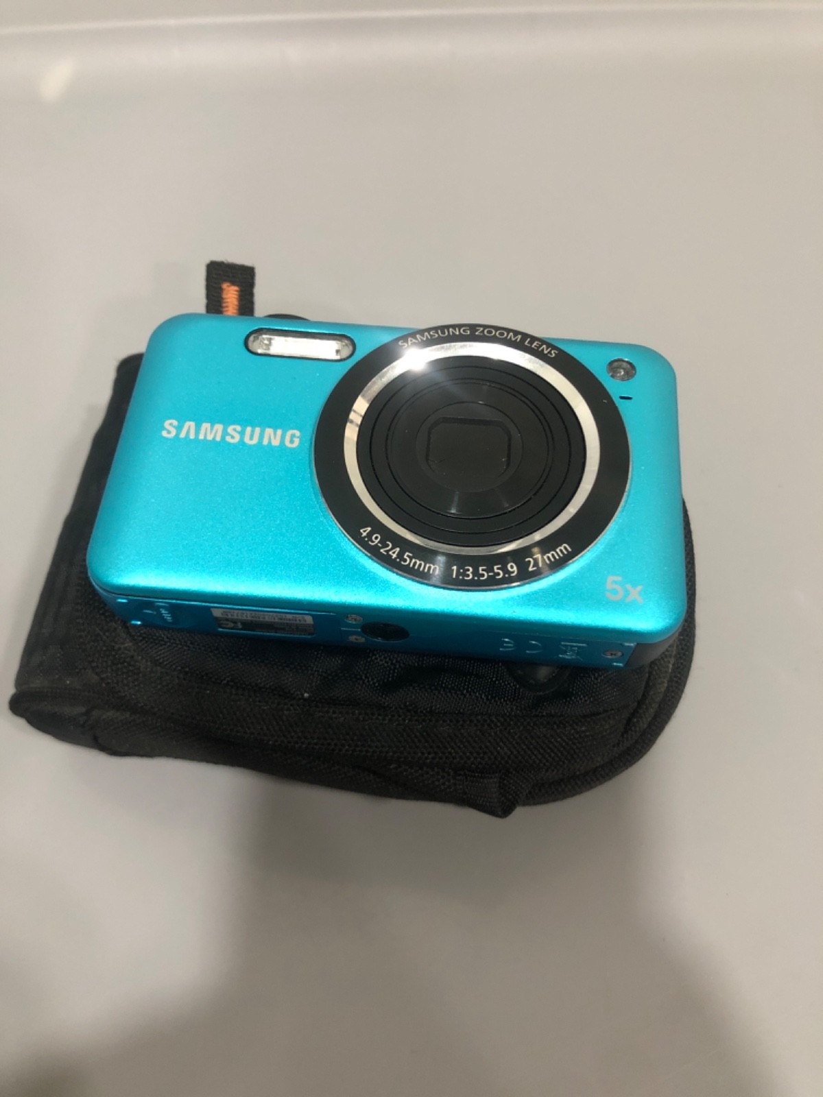 samsung point and shoot camera no charger and no SD Card