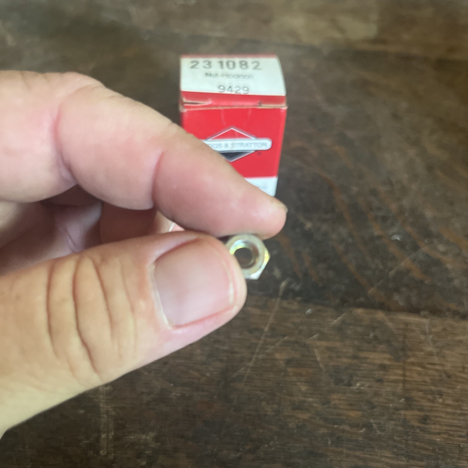 NOS Briggs & Stratton OEM Hex Nut 231082
