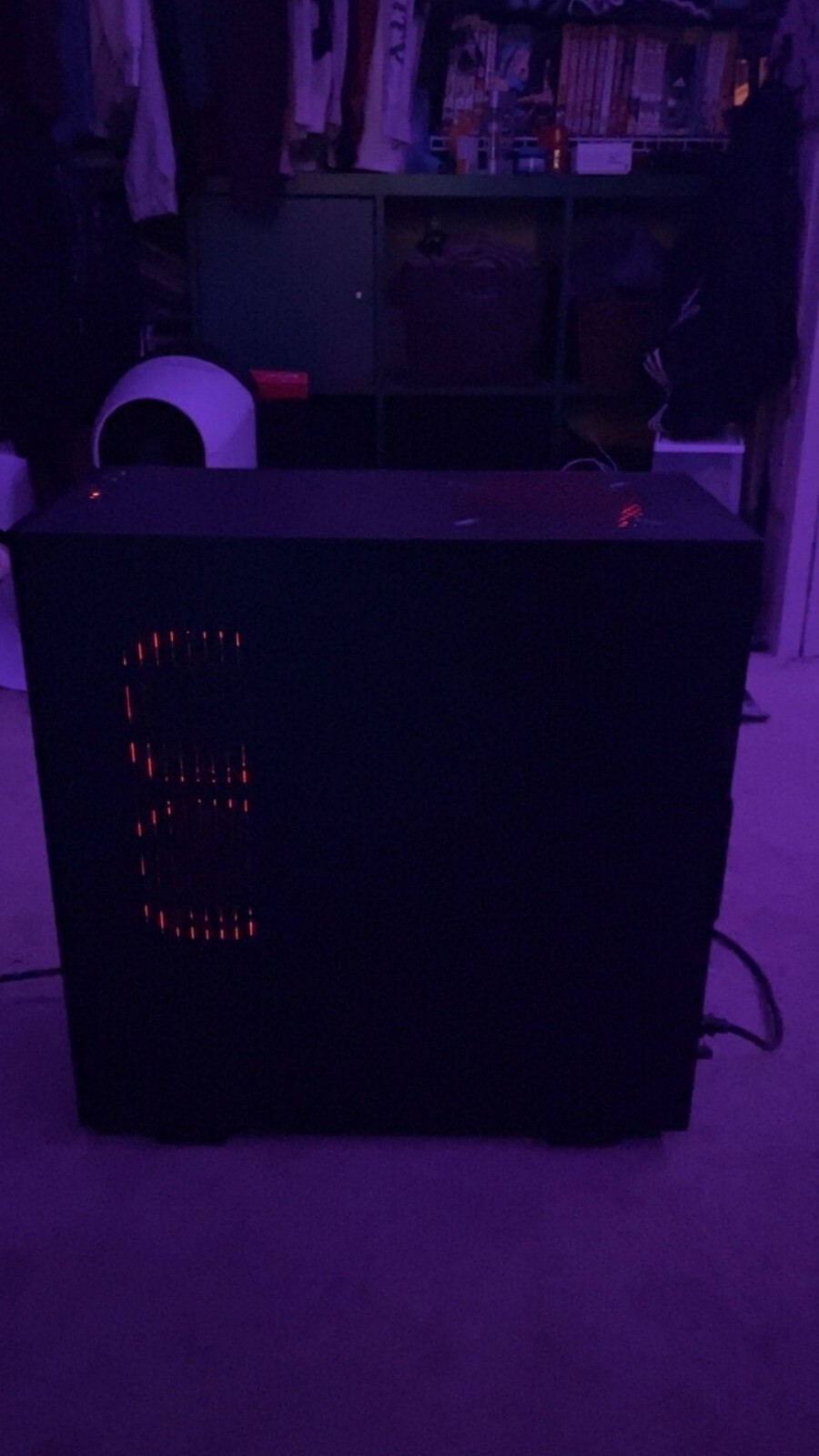 Gaming PC (Computer) with keyboard/mouse