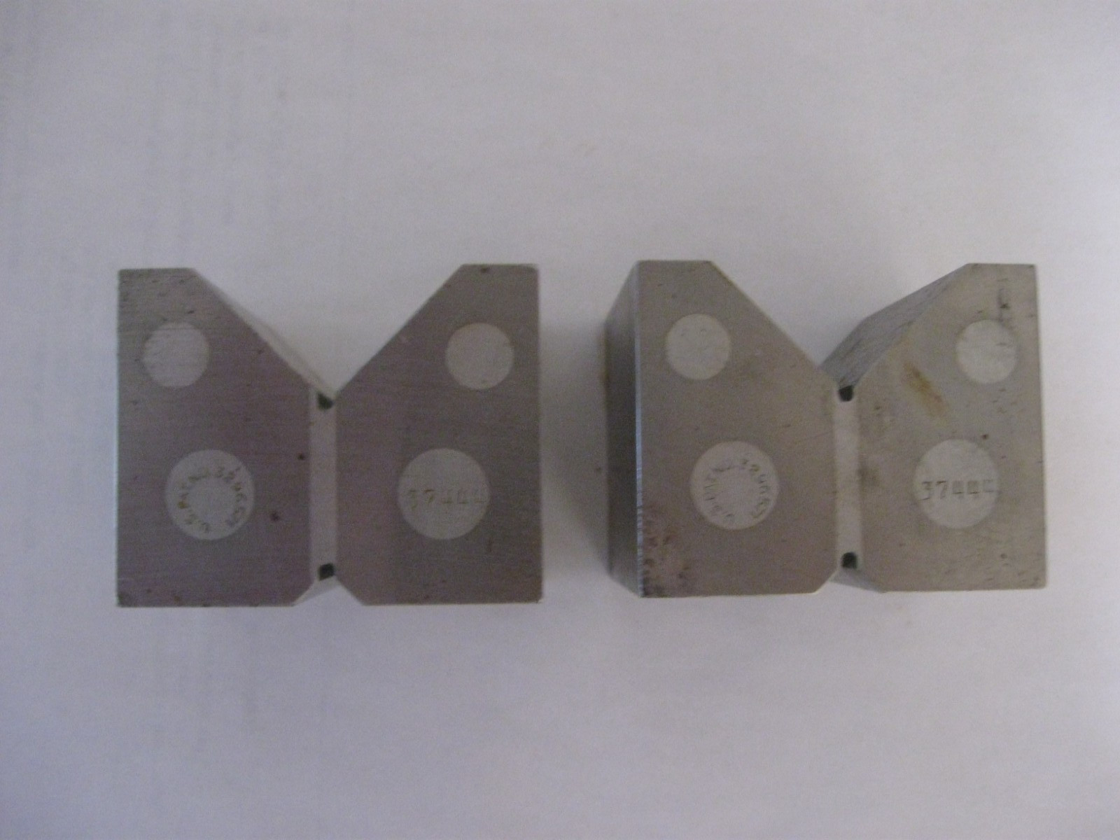 magnetic V-Blocks matching pair