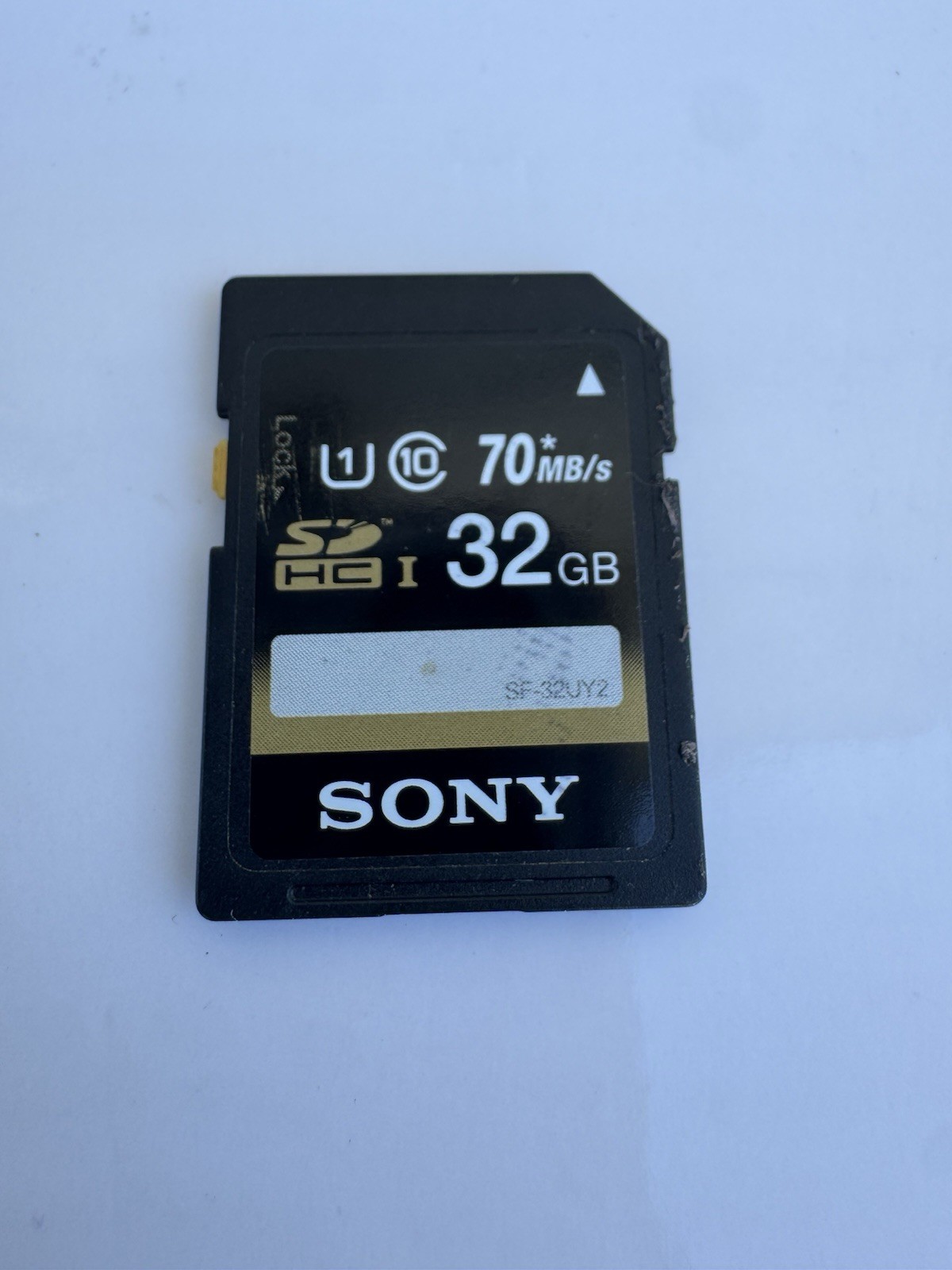 Pre-owned Sony 32GB SDHC UHS-I memory card. Tested and fully working