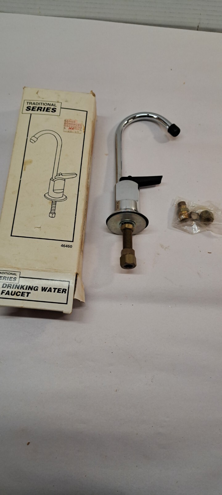 traditional series 46460 drinking water faucet