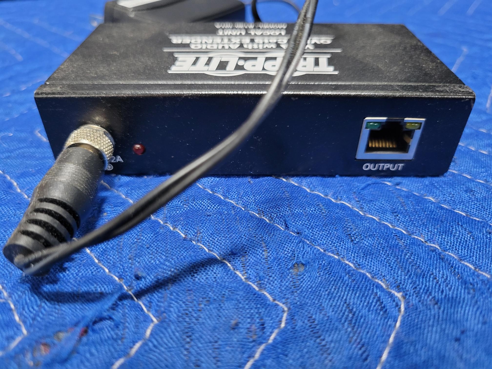 Tripp Lite B130-101A VGA with Over Cat5 EXTENDER Local Unit with AC Adapter
