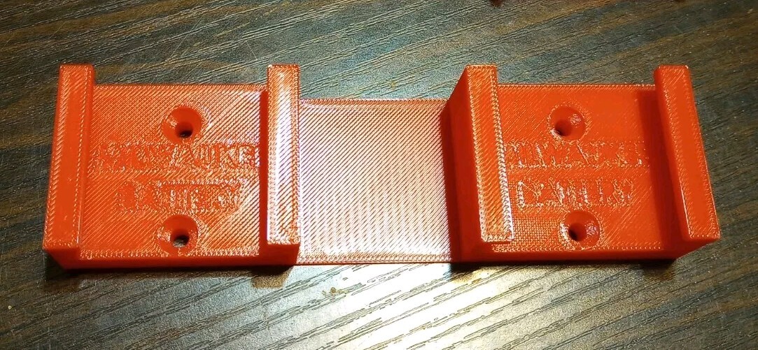 Dual Battery Mount- Wall- Milwaukee- Javeron 3D