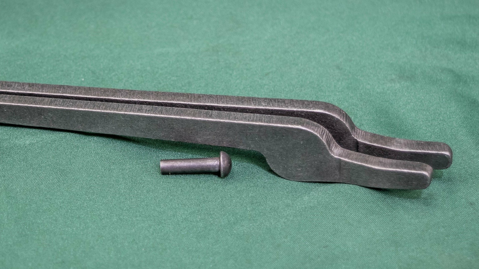 Made in USA - Rapid Scroll Tongs