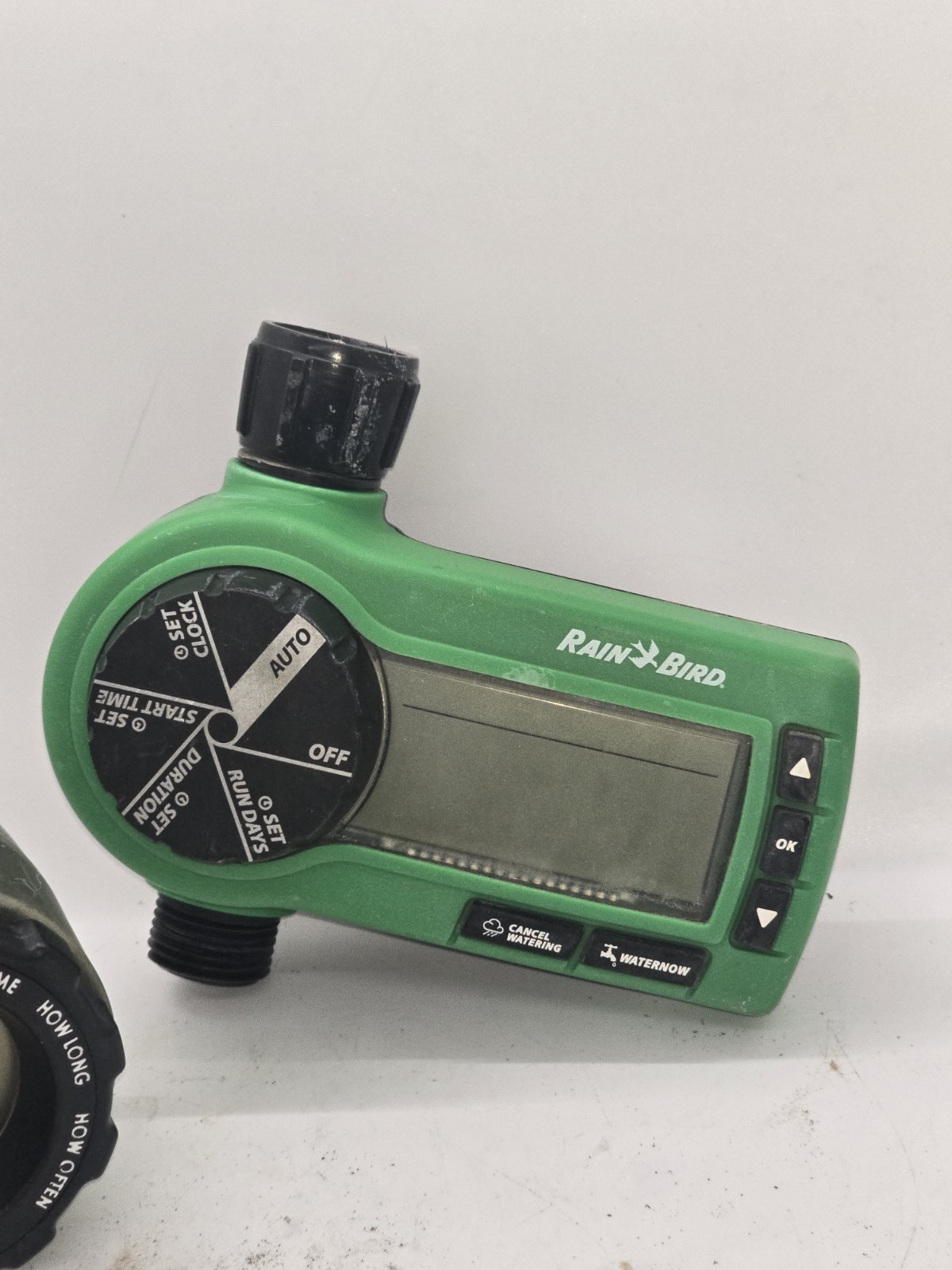 RAIN BIRD 1ZEHTMR & Oebit 24600 ELECTRONIC HOSE TIMER 7-DAY DIGITAL TIMER NIB