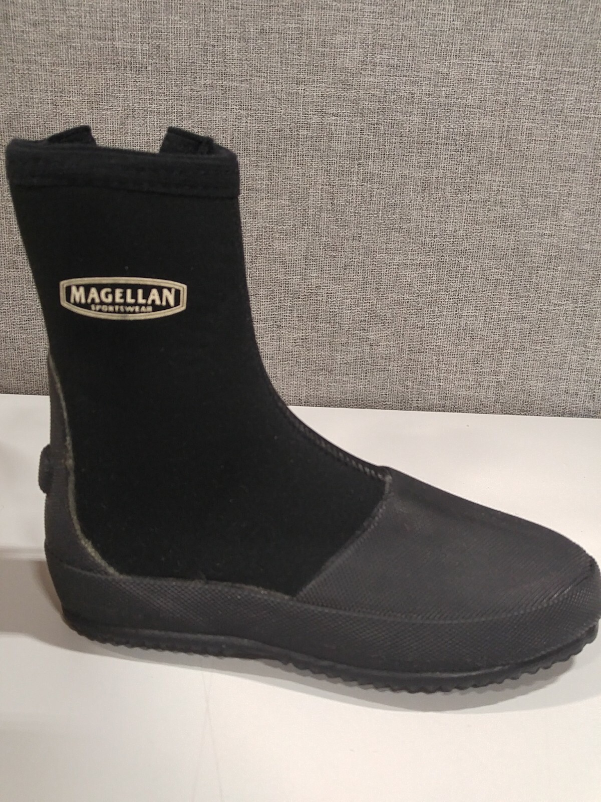 Magellan Sportswear Neoprene Wading Boots Size 4  Black fishing