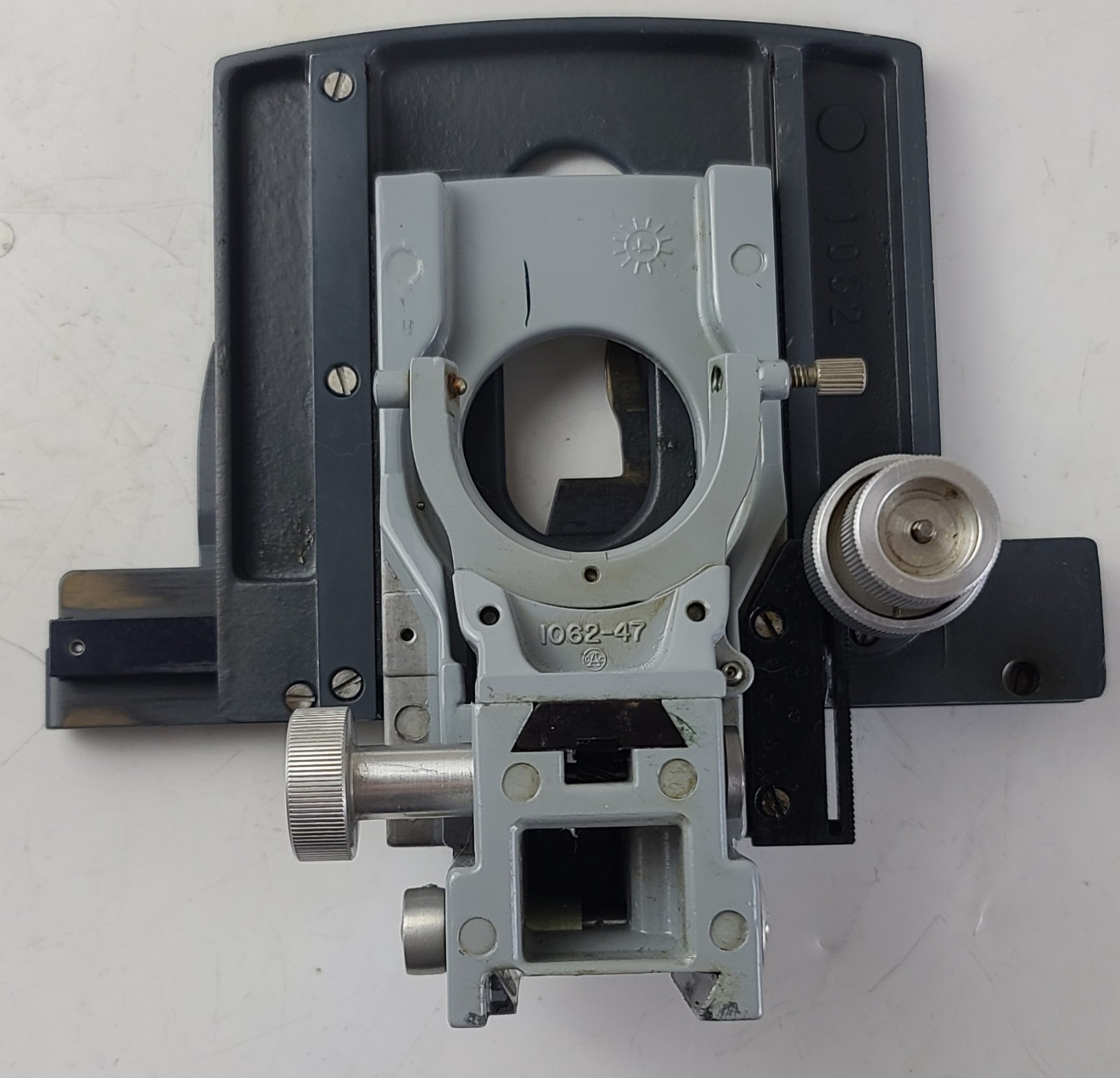 American Optical 1062 Mechanical Stage