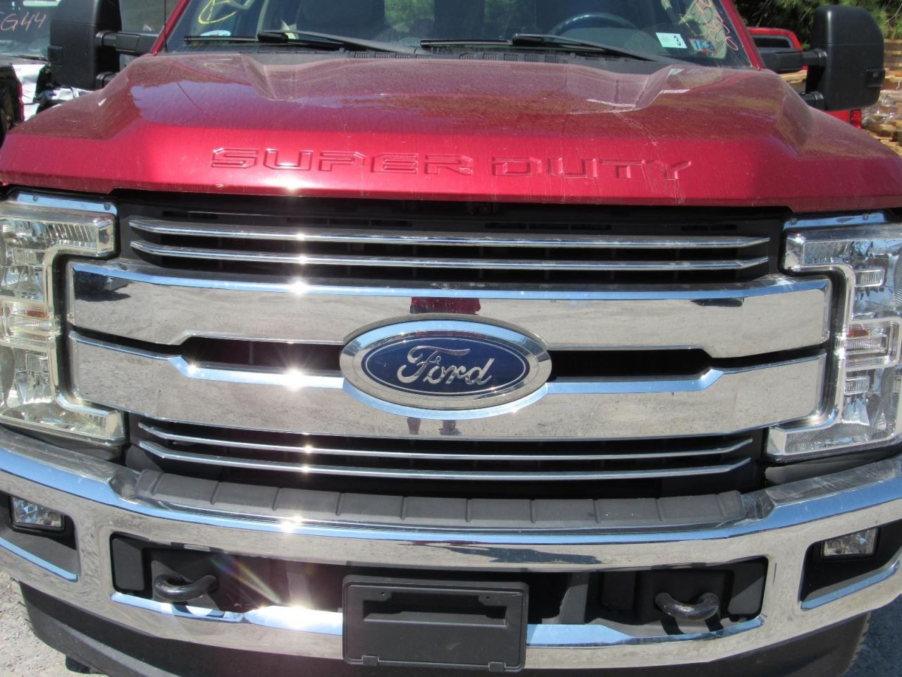 F250SD 2017 Glove Box 1077468