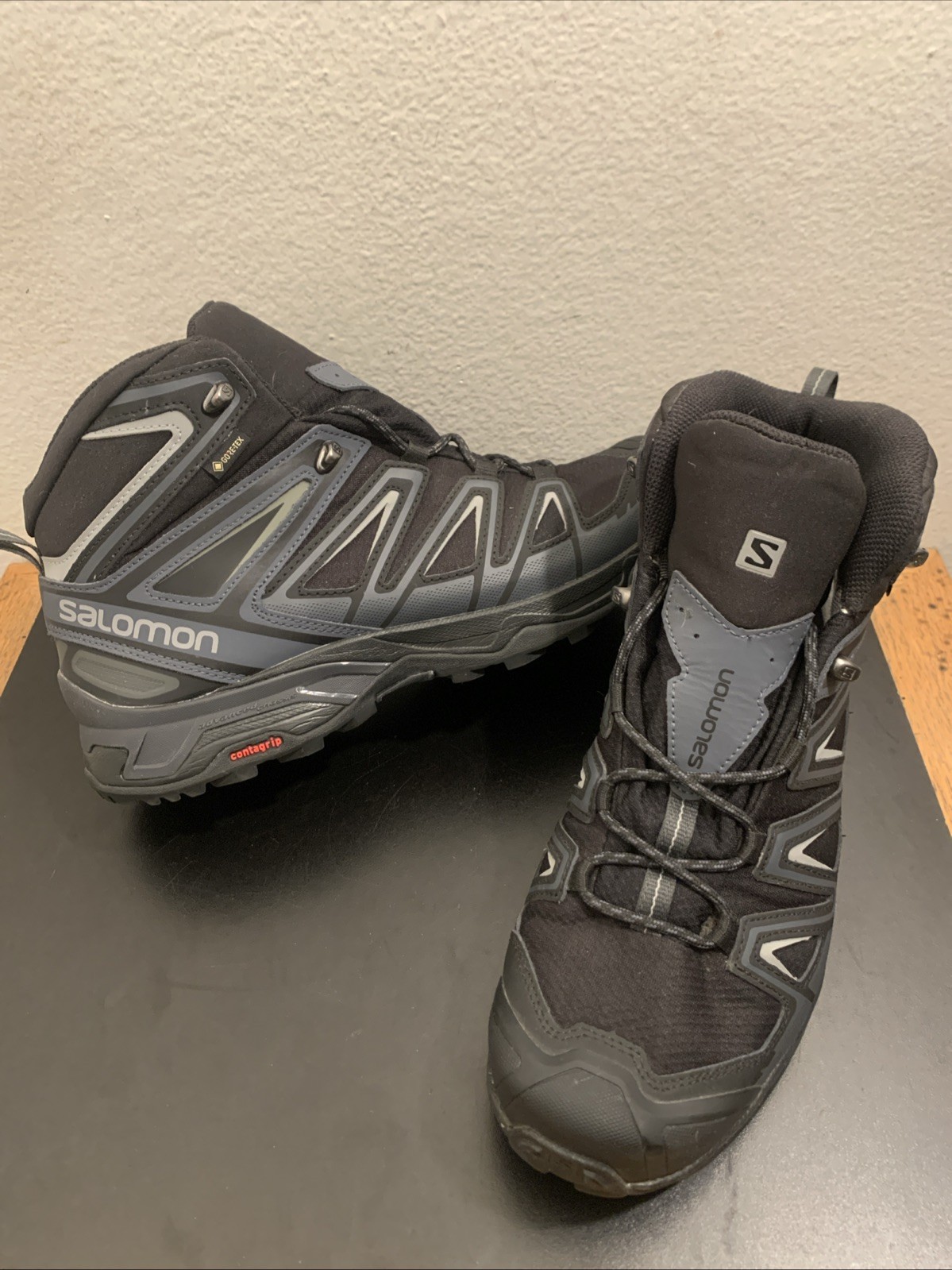 Salomon Men's X Ultra 3 Mid GTX Black Hiking Boots, Gore-Tex, Size 10.5 US