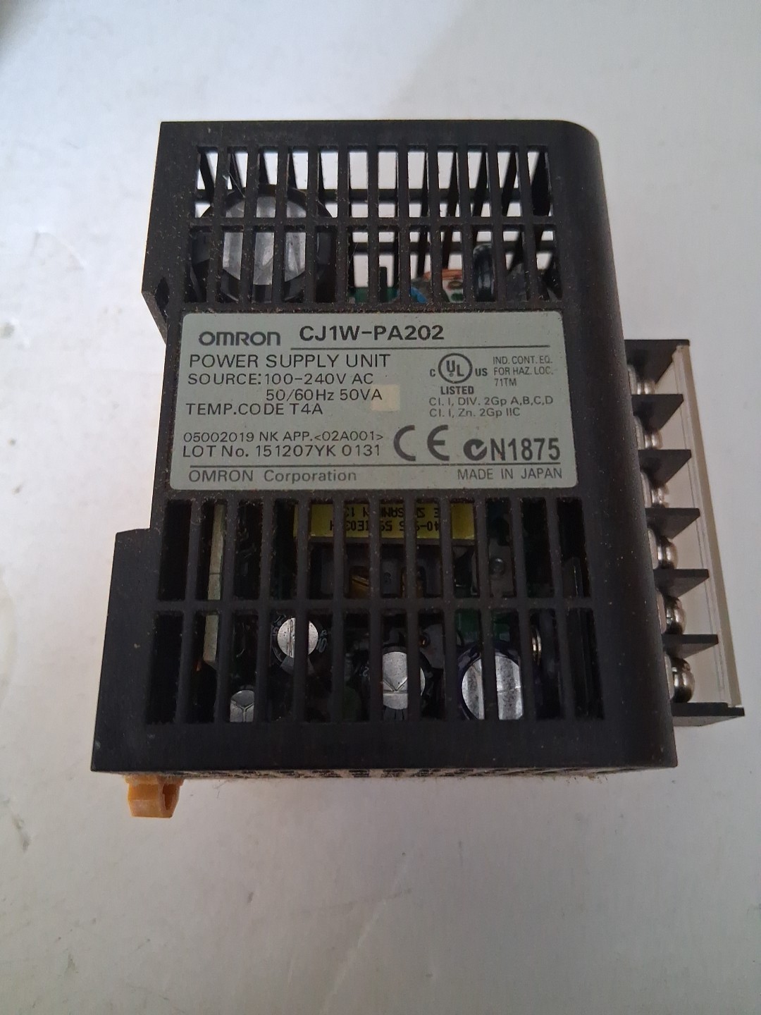 OMRON CJ1W-PA202 POWER SUPPLY 100-240 VAC 50/60HZ 50 VA