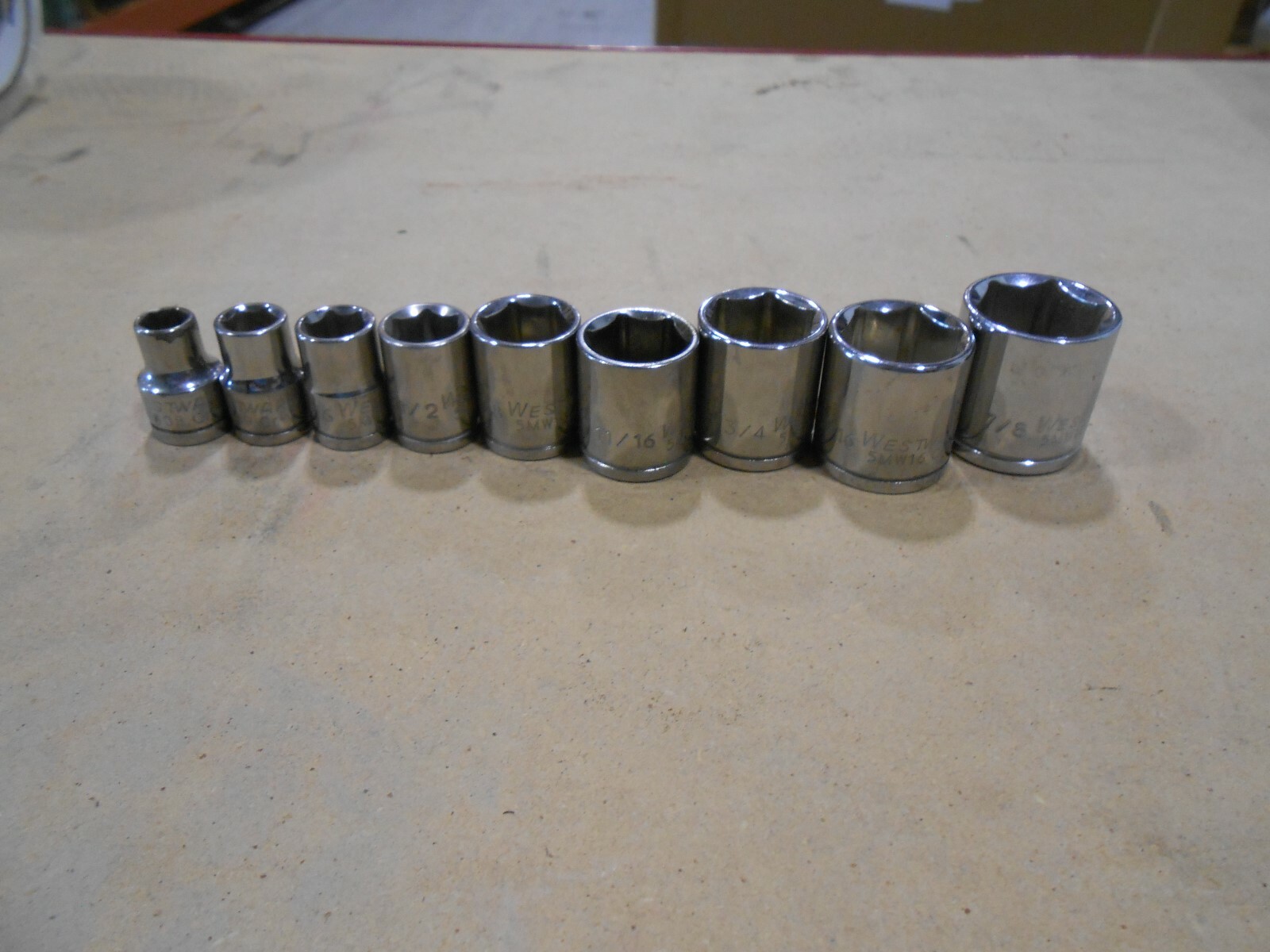 WESTWARD 9 PC 3/8" DRIVE SOCKET SET