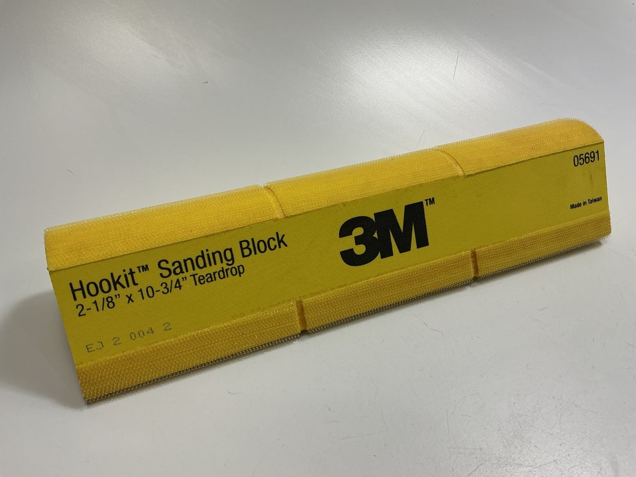 3M 05691 Hookit Sanding Block Teardrop, 2-1/8 In X 10-3/4 In