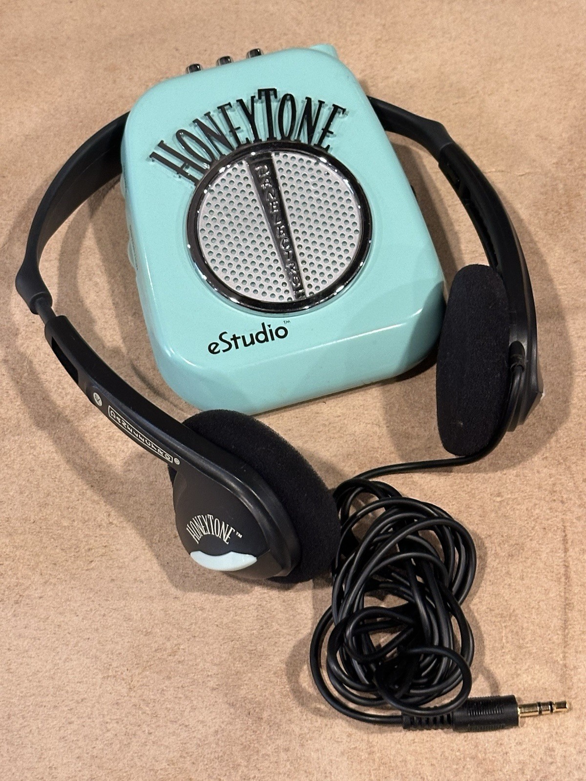 Danelectro 50's Style Guitar Practice Headphone Amp  HoneyTone eStudio