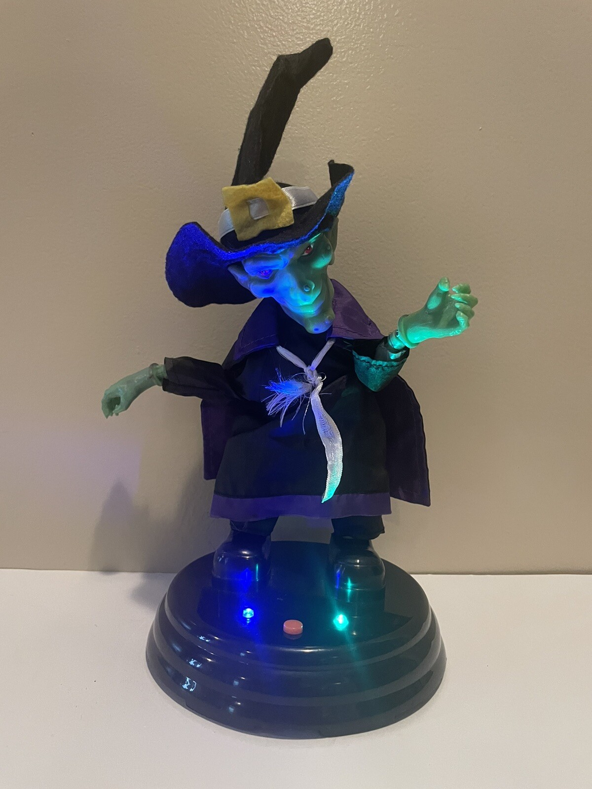 Gemmy Grave Raver Witch 2011 Rare Halloween I Can’t Be Tamed READ DESCRIPTION